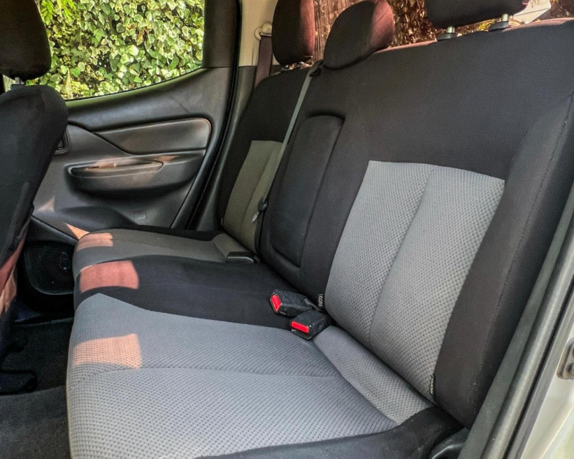 Mitsubishi L200 — foto 11 de 11