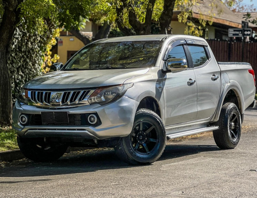 Mitsubishi L200