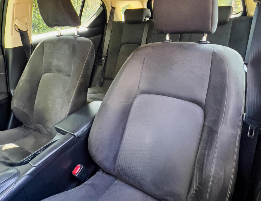 Lexus Ct200H — foto 13 de 14