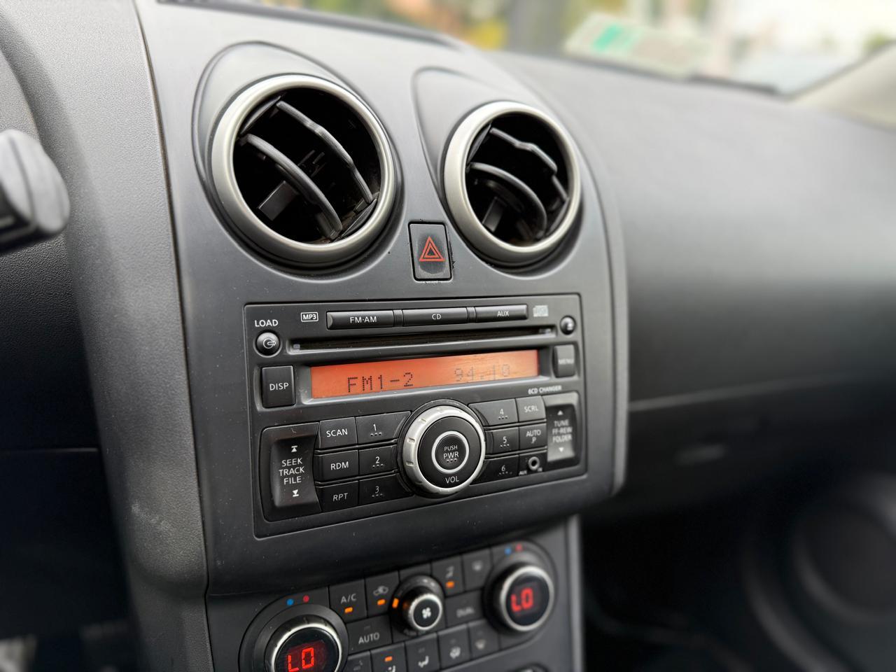Nissan Qashqai — foto 15 de 17