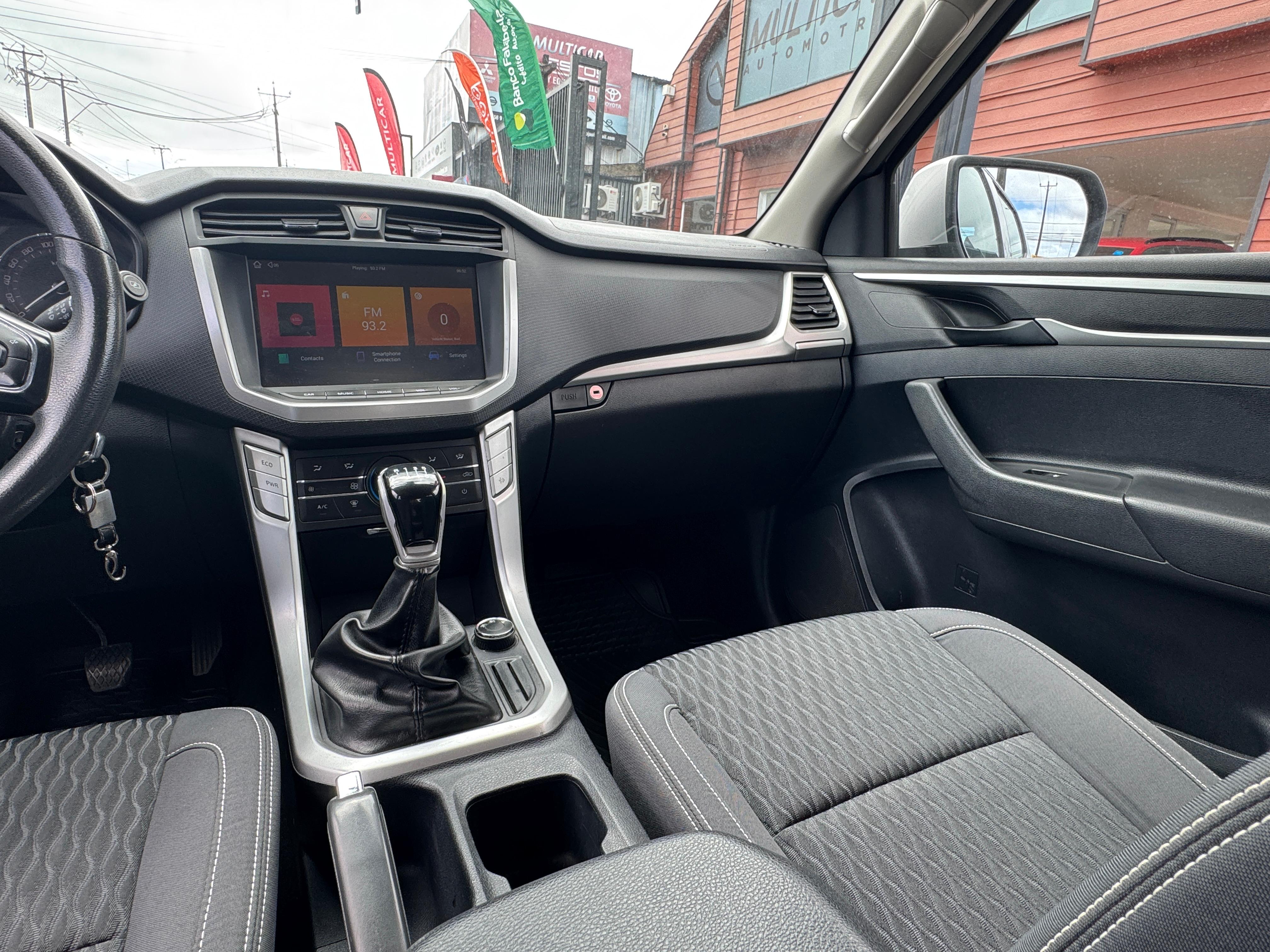 Maxus T60 — foto 4 de 7