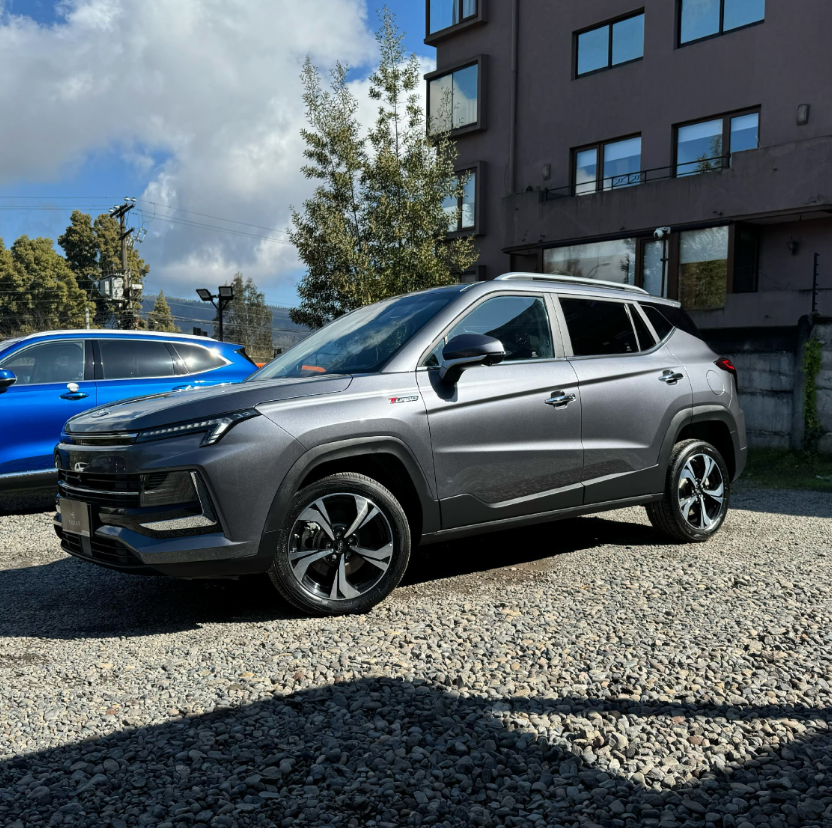 JAC Js4