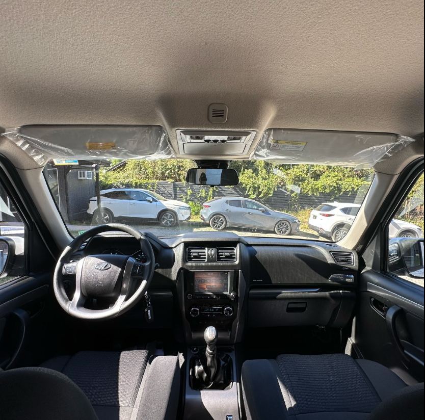 Mahindra New Pick Up — foto 6 de 20