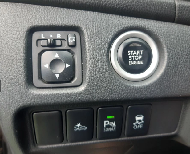 Mitsubishi Montero Sport — foto 12 de 13