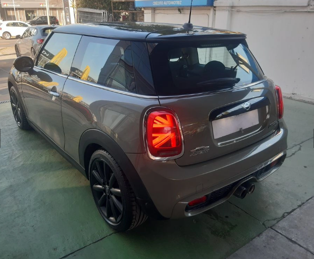 MINI Cooper — foto 3 de 17