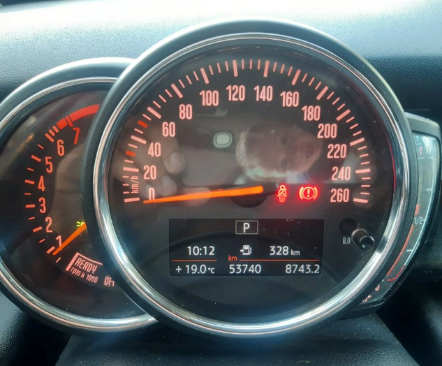MINI Cooper — foto 4 de 17