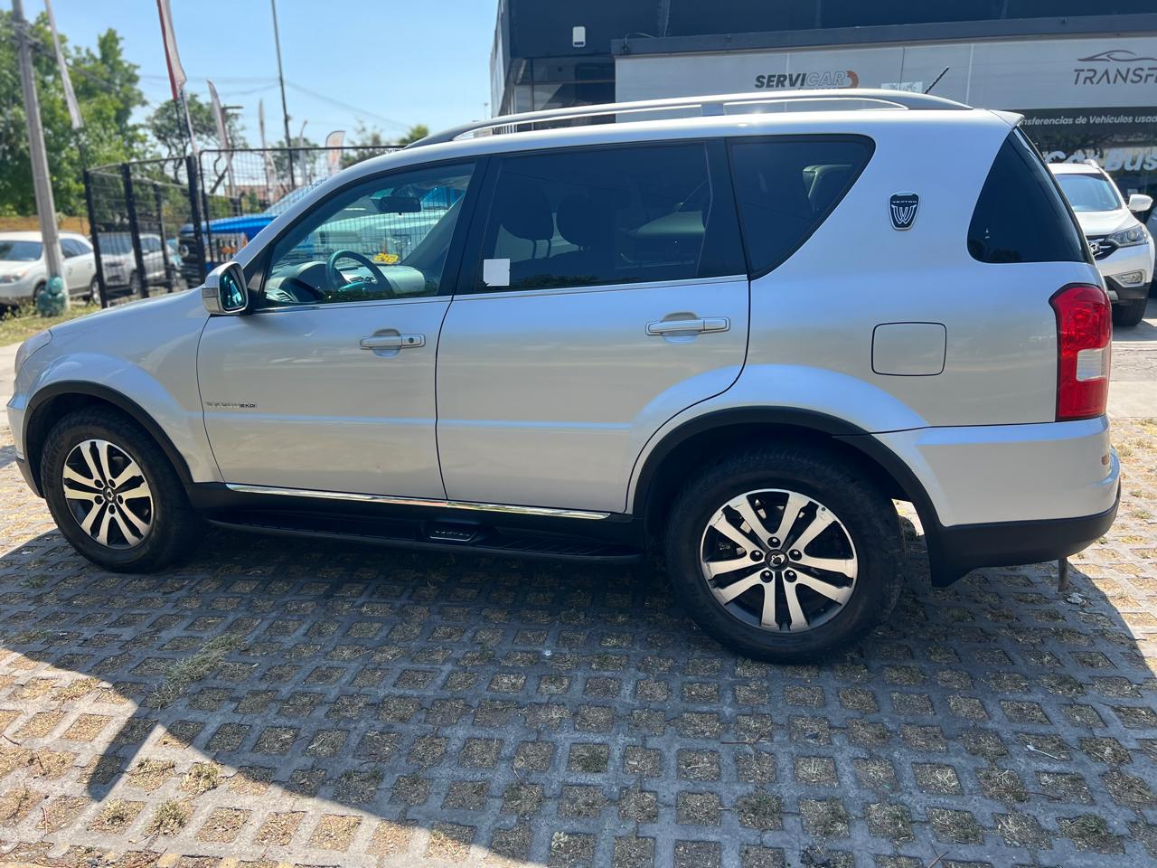 SsangYong Rexton — foto 4 de 20