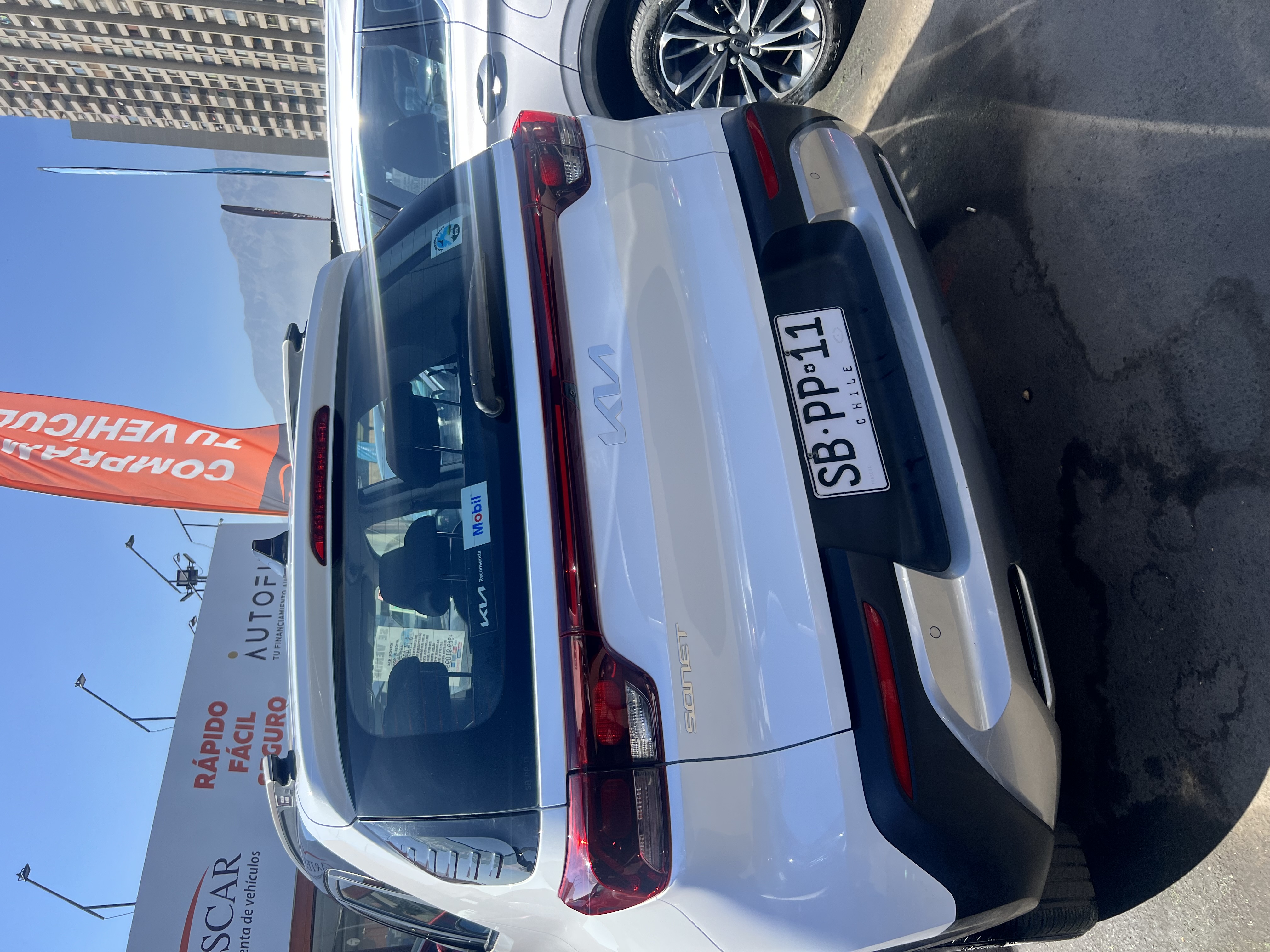KIA Sonet — foto 7 de 7
