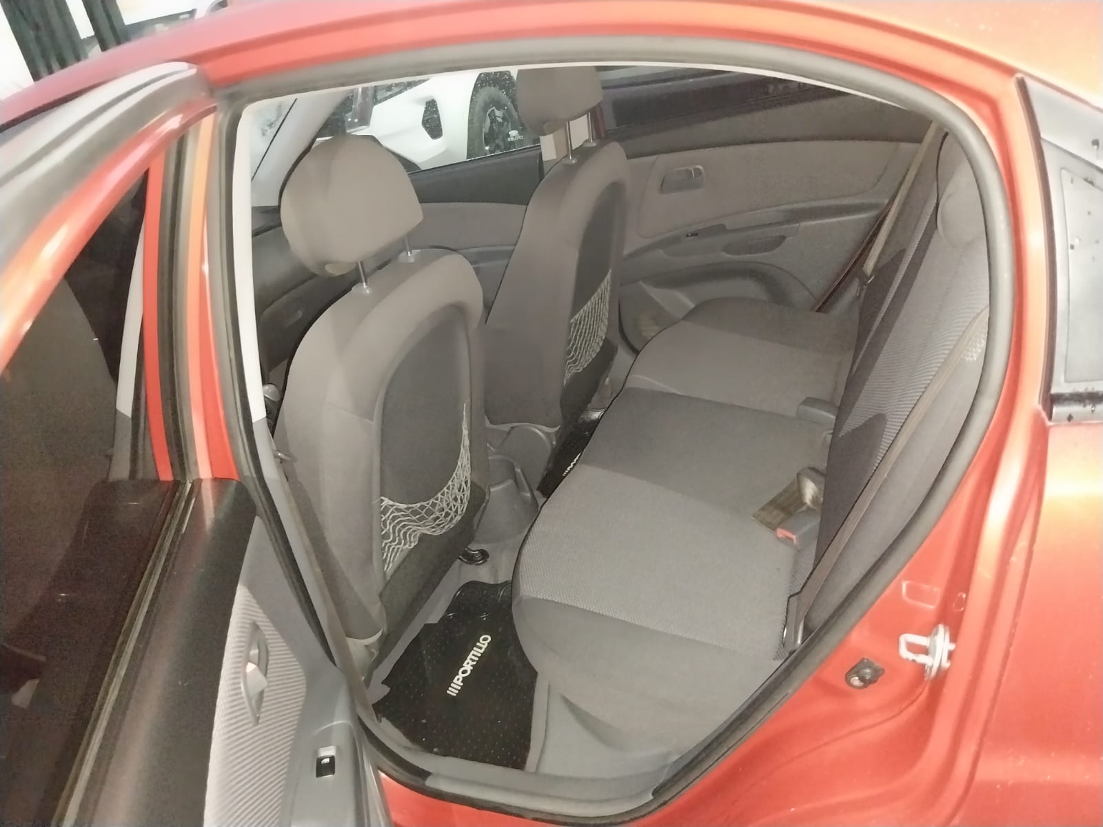 KIA Rio5 — foto 5 de 6