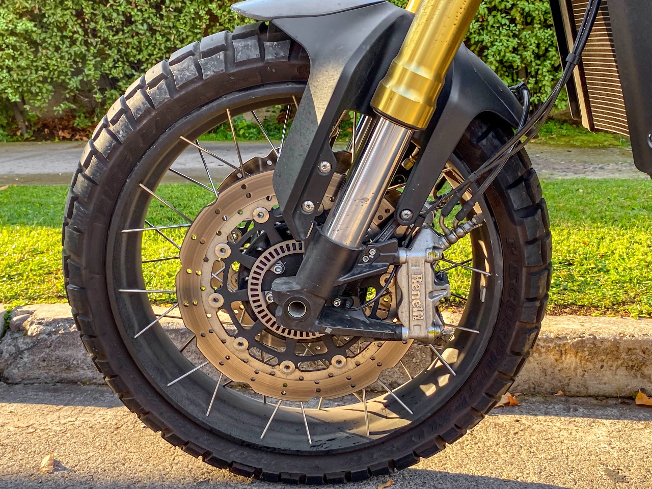 Benelli Leoncino 800 Trail — foto 11 de 11