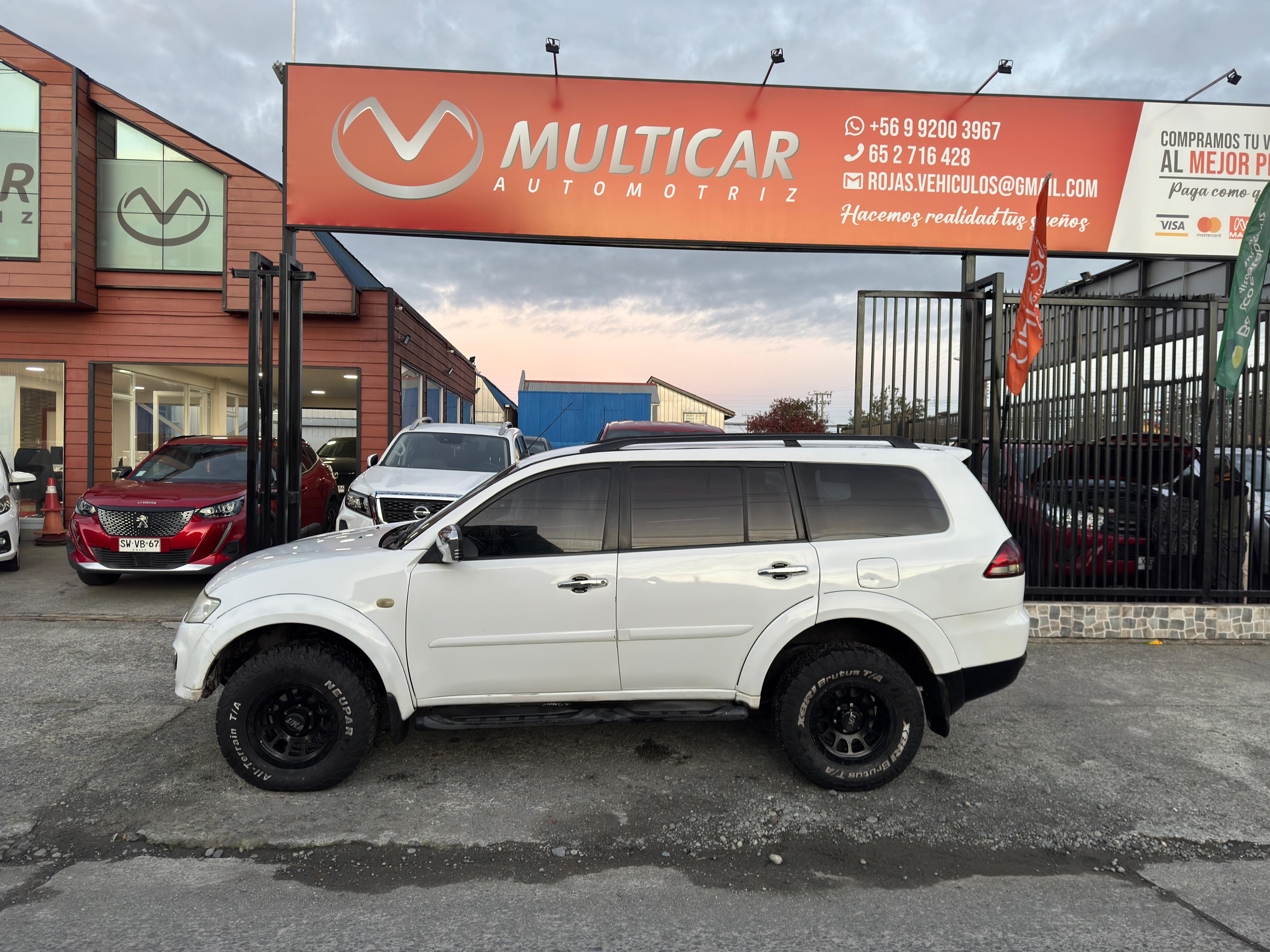 Mitsubishi Montero Sport — foto 2 de 7