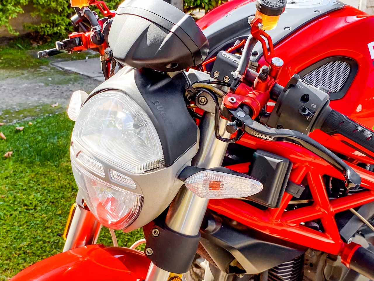 Ducati Monster 696 — foto 2 de 5