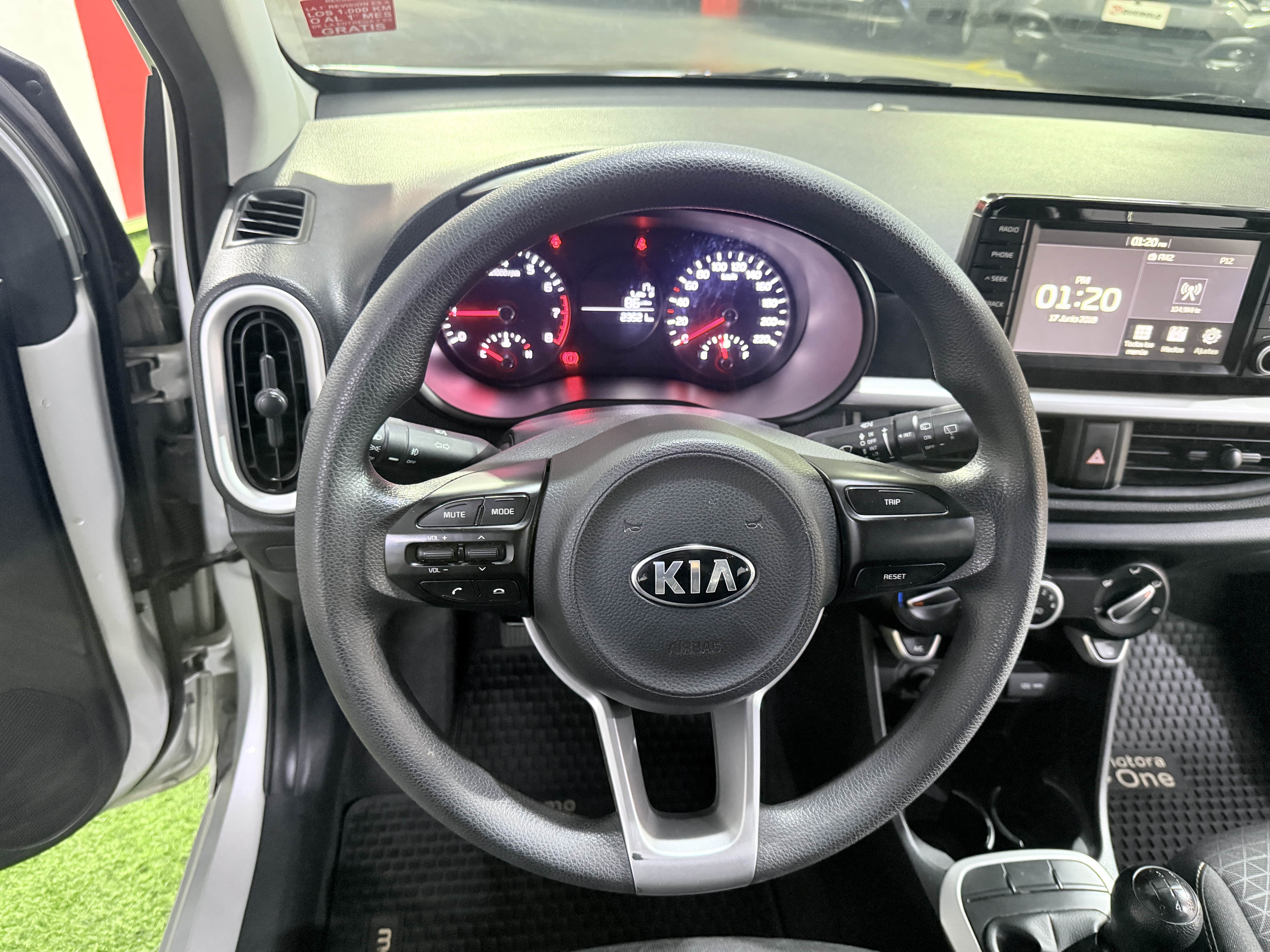 KIA Morning — foto 7 de 12