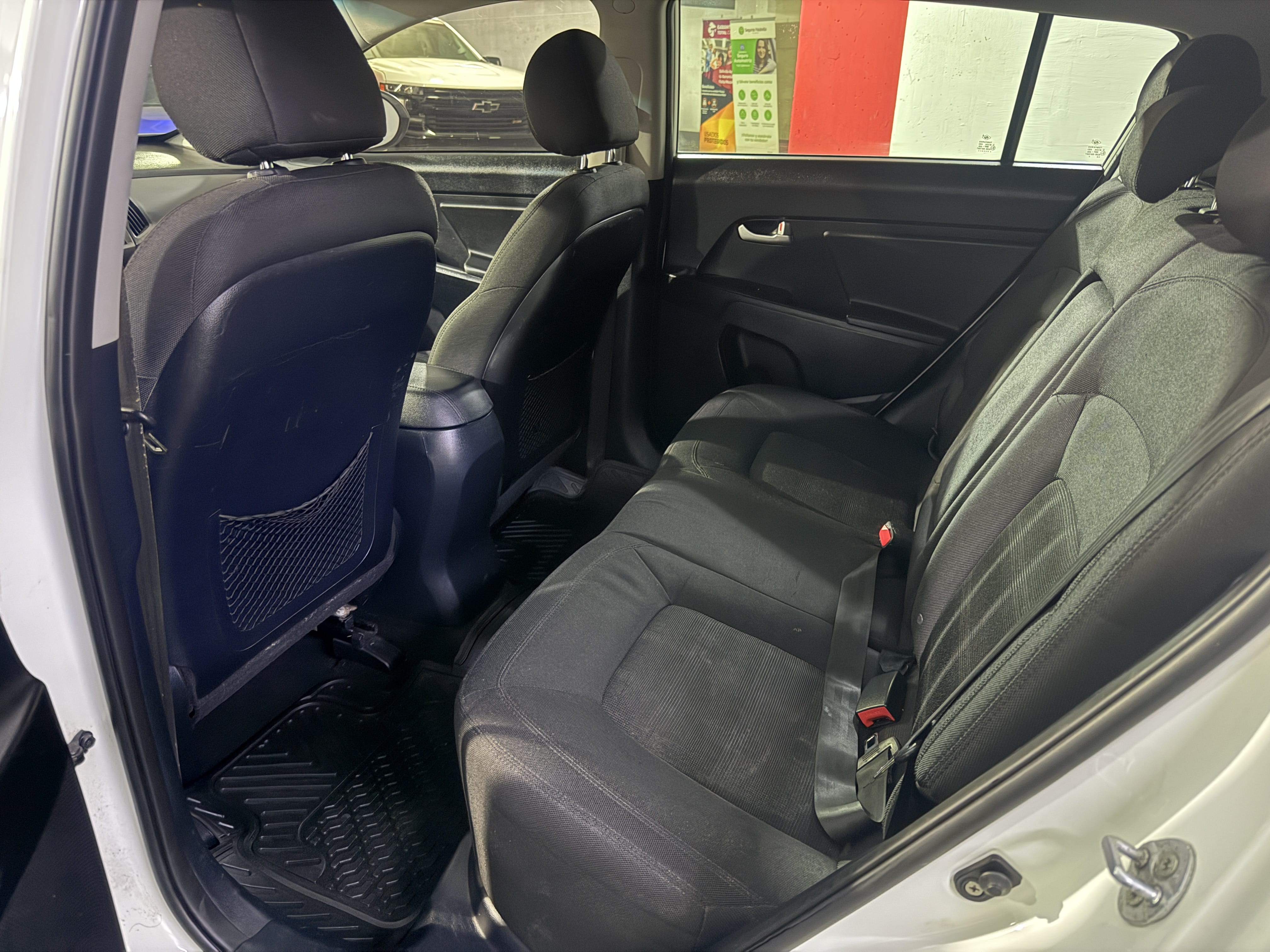 KIA Sportage — foto 9 de 12