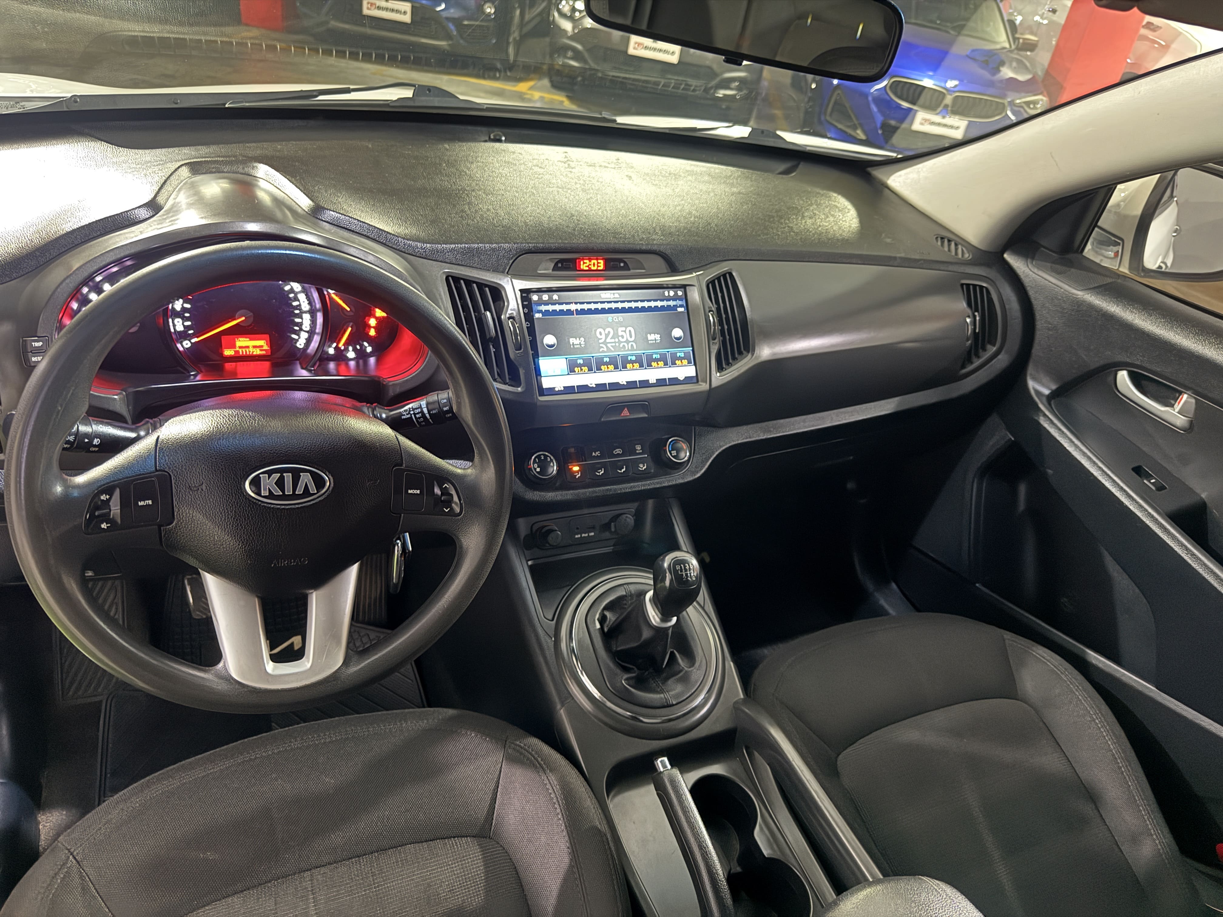 KIA Sportage — foto 10 de 12