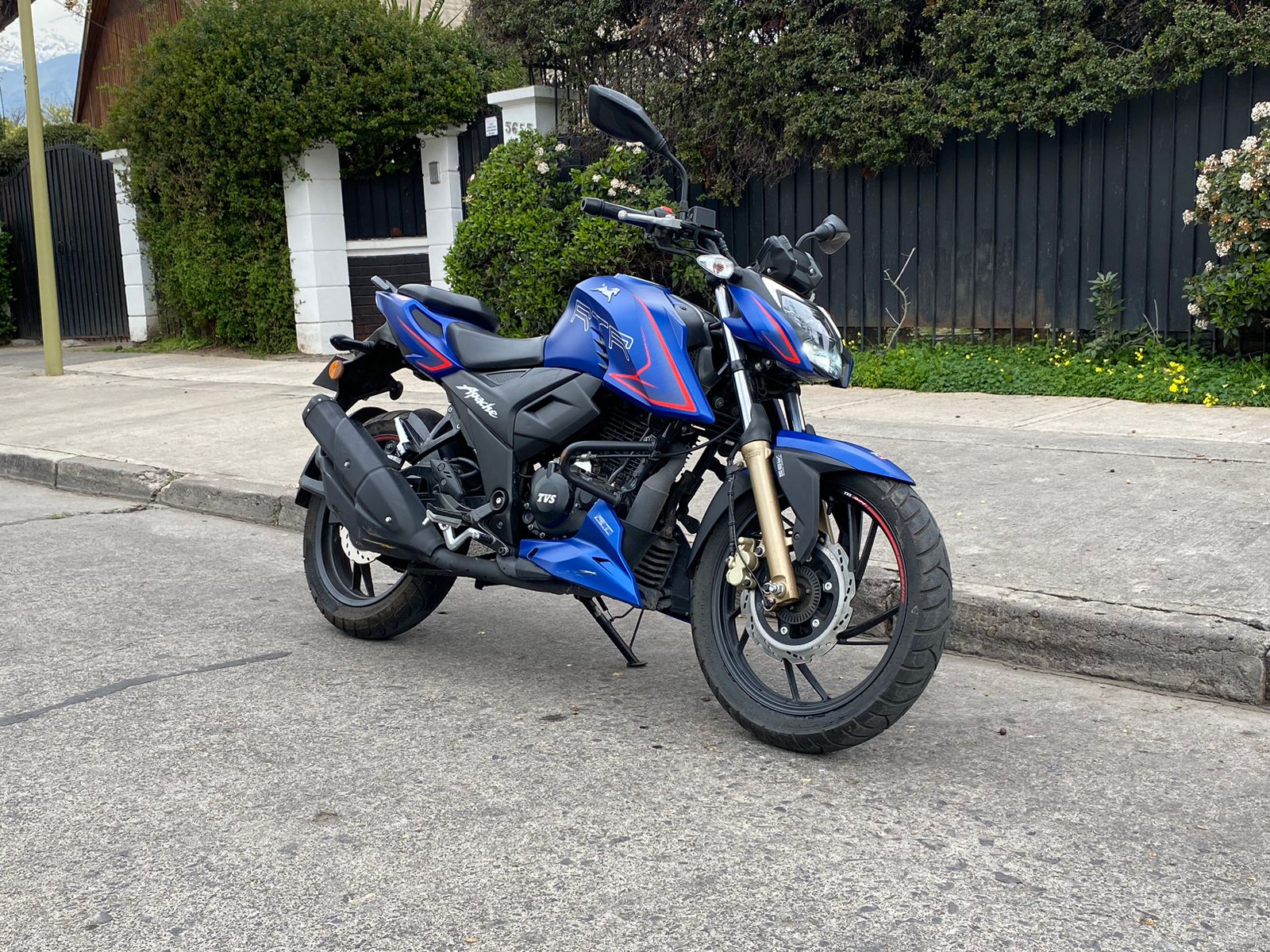 Tvs Rtr200 Fi — foto 2 de 9