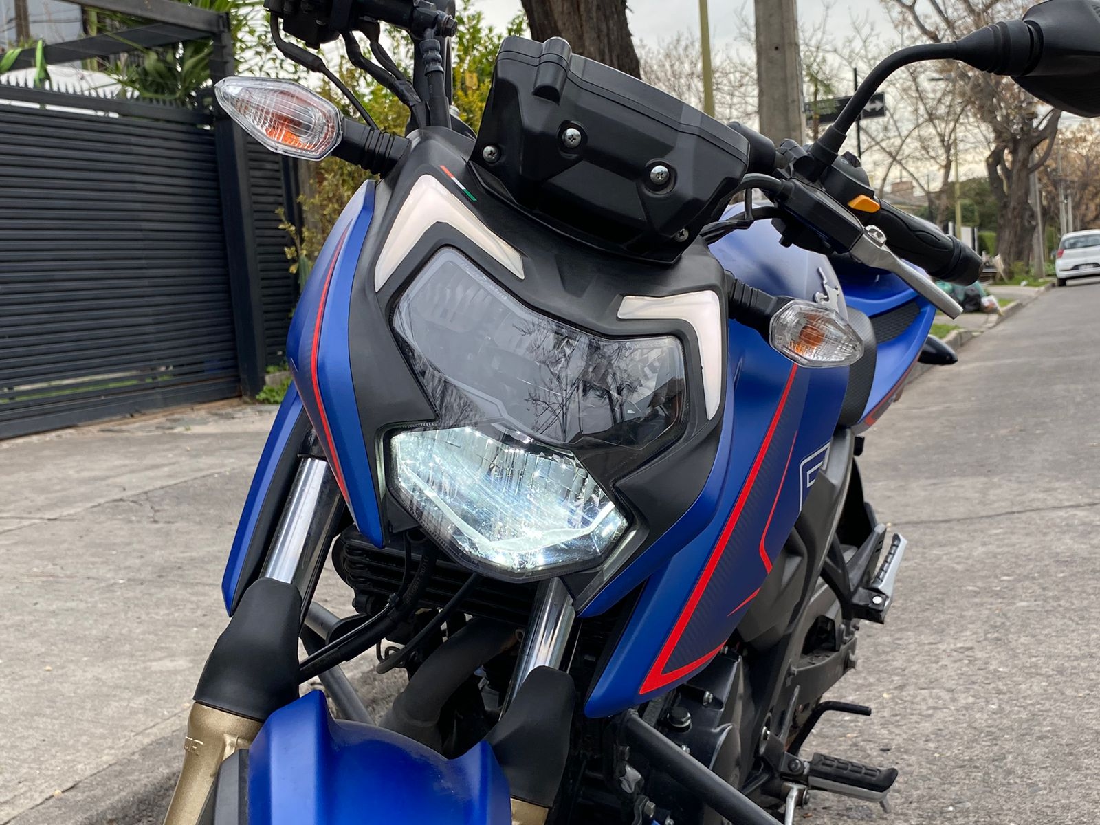 Tvs Rtr200 Fi — foto 4 de 9