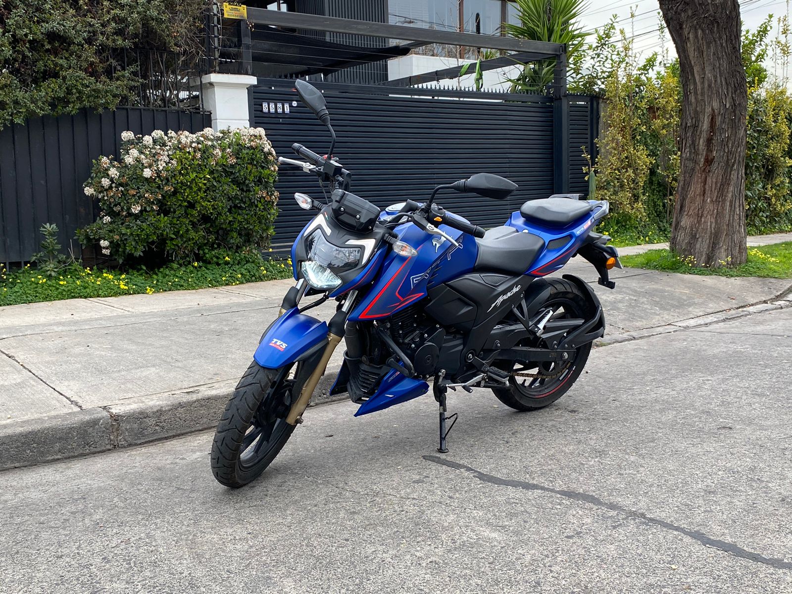Tvs Rtr200 Fi — foto 3 de 9