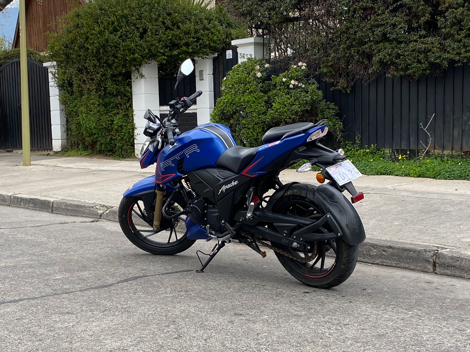 Tvs Rtr200 Fi — foto 5 de 9