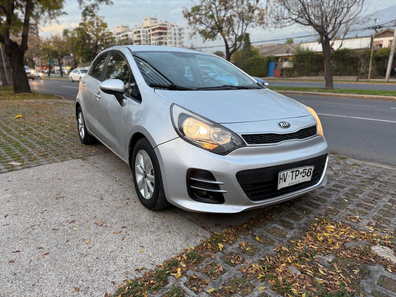 KIA Rio5