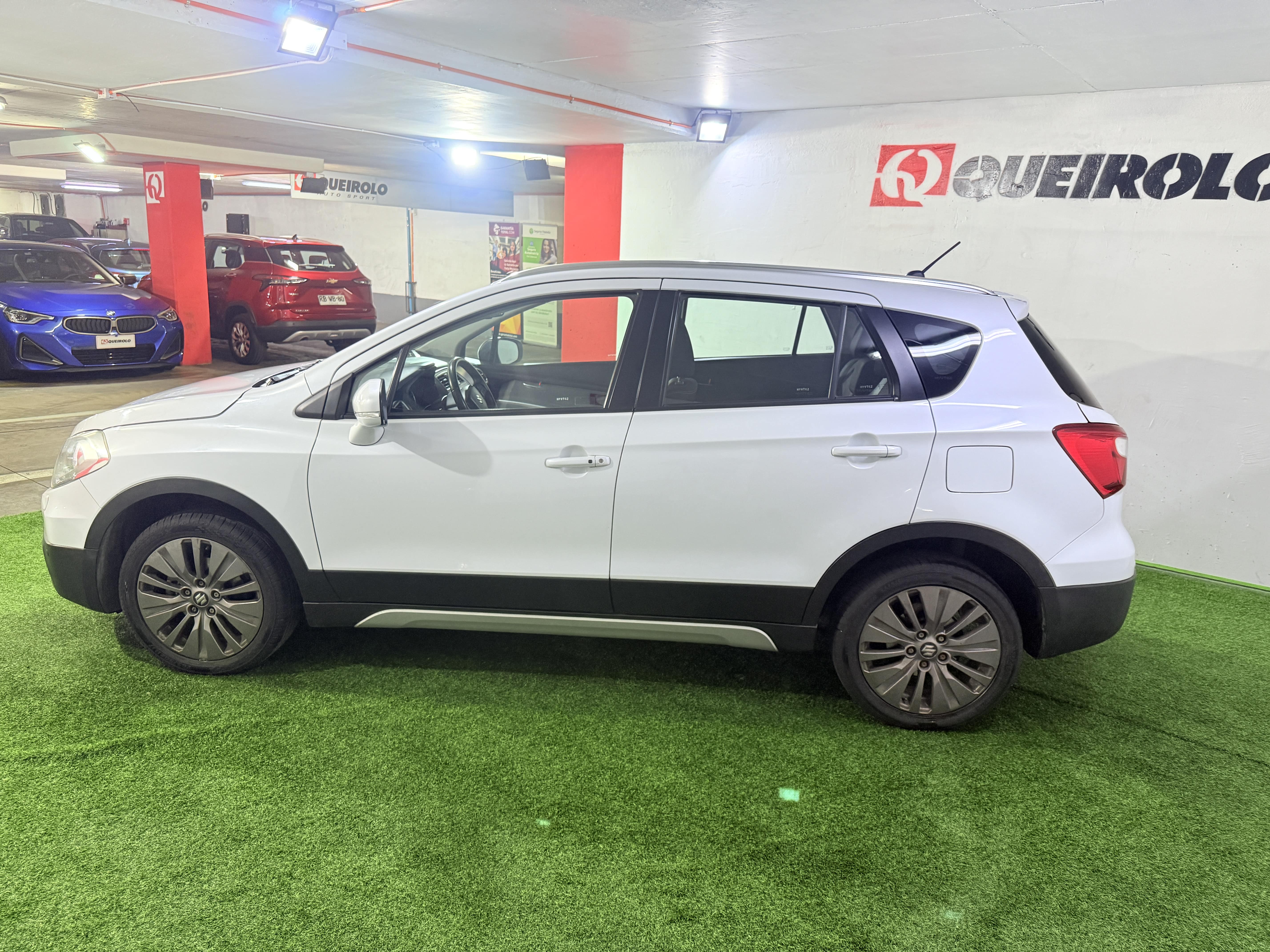 Suzuki S Cross — foto 4 de 11