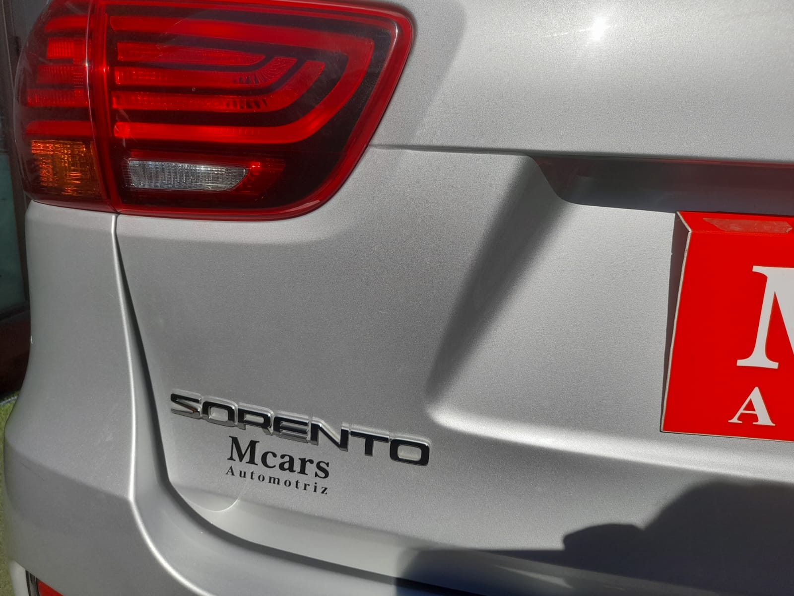 KIA Sorento — foto 6 de 20