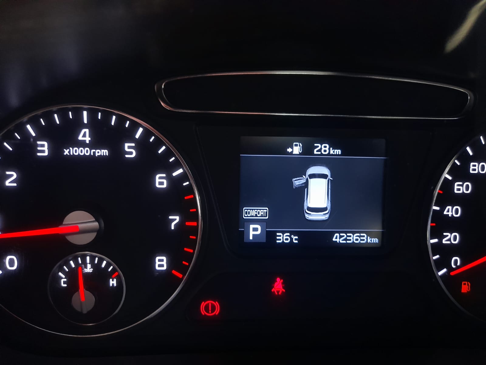 KIA Sorento — foto 12 de 20