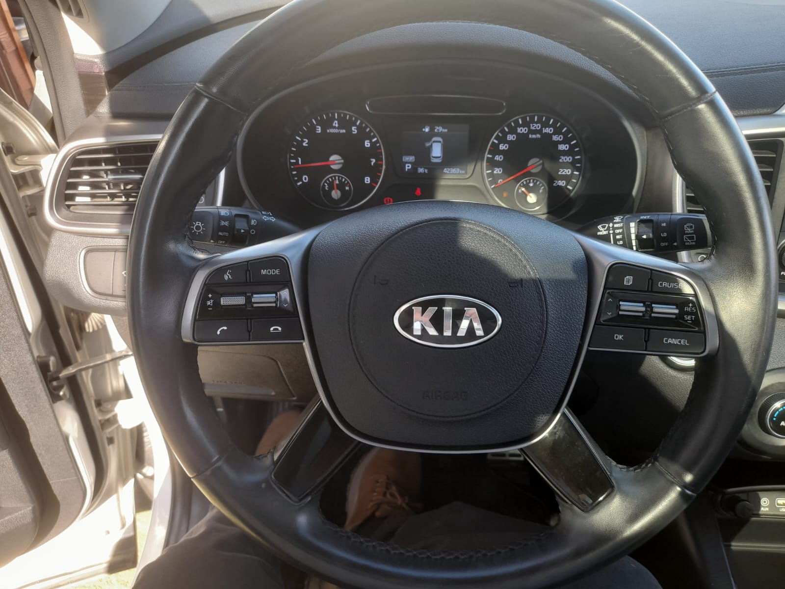 KIA Sorento — foto 11 de 20