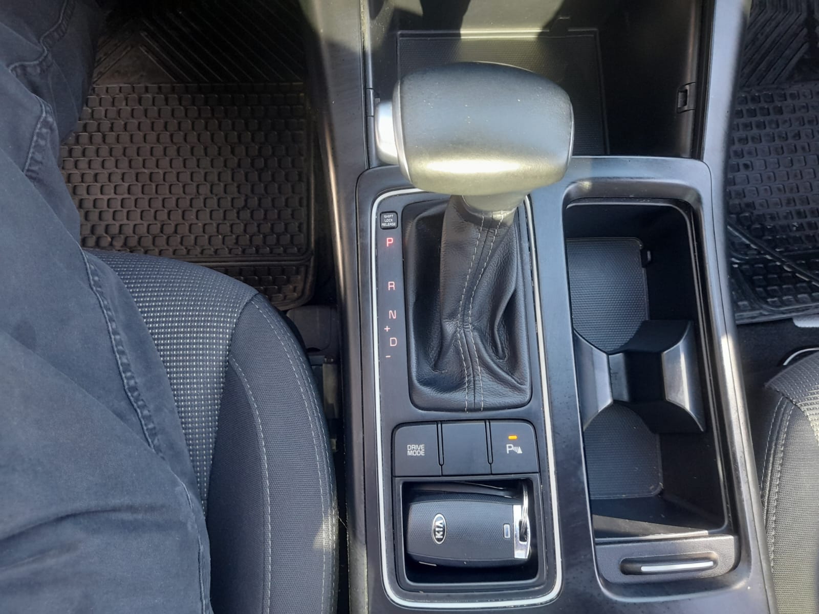 KIA Sorento — foto 18 de 20