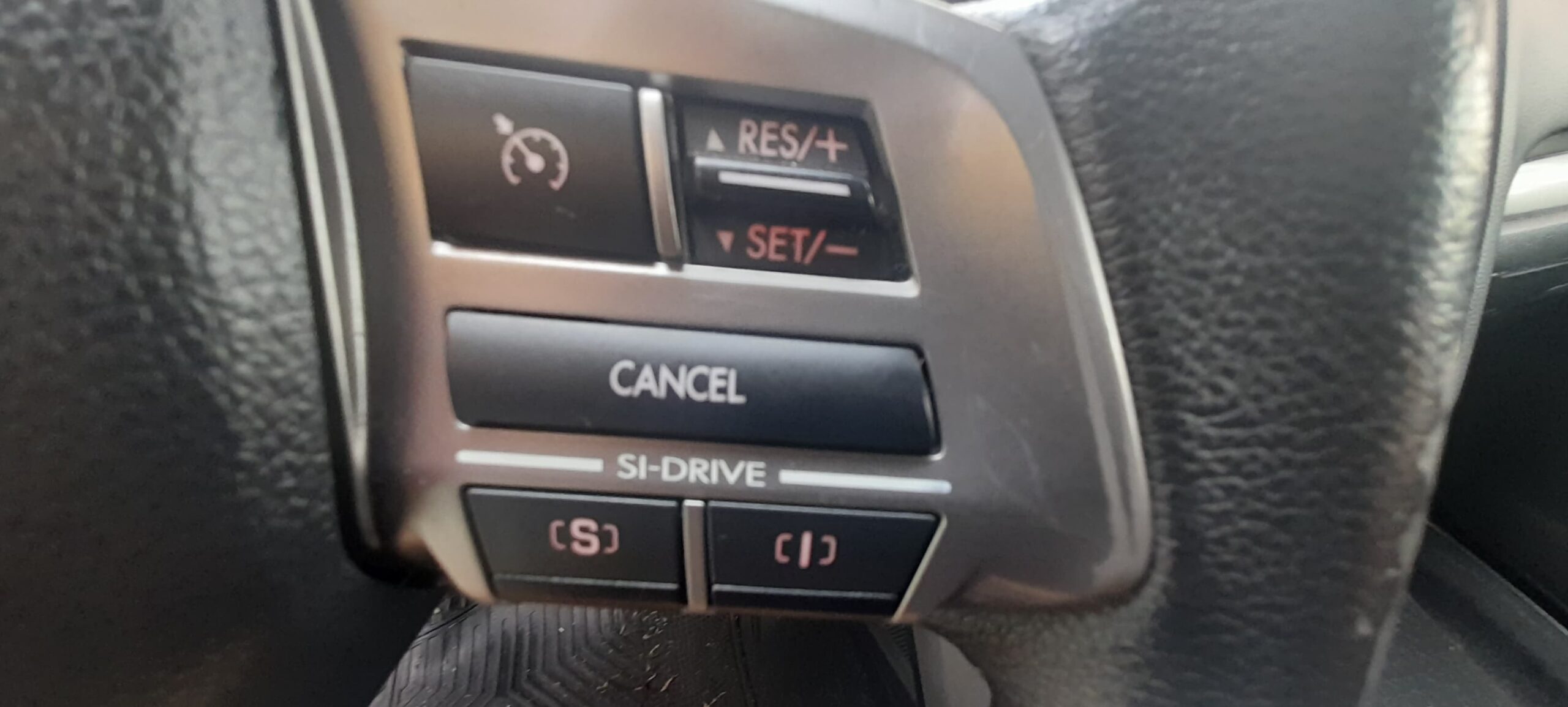 Subaru Forester — foto 14 de 18