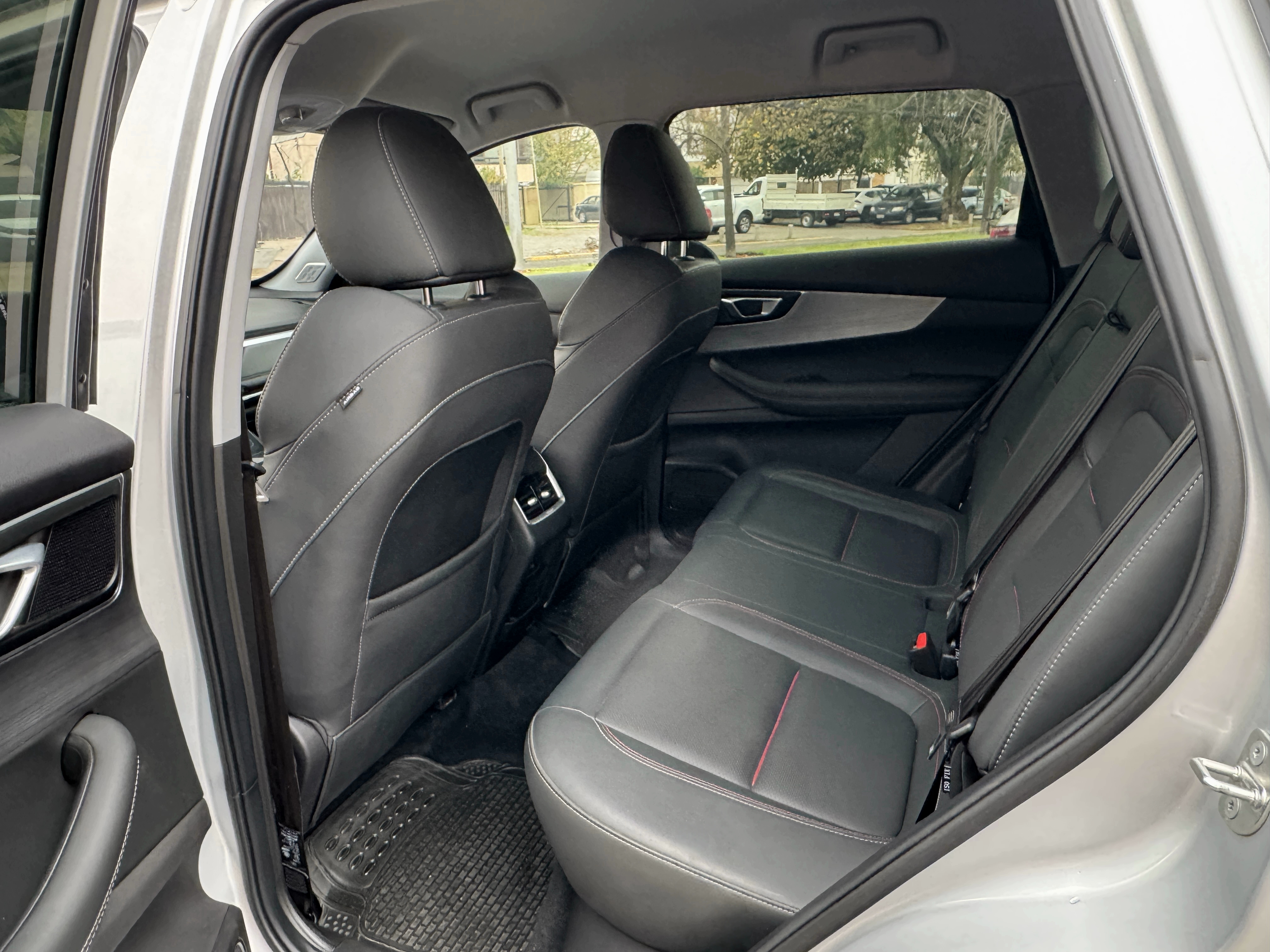 Chery Tiggo 7 Pro — foto 13 de 20