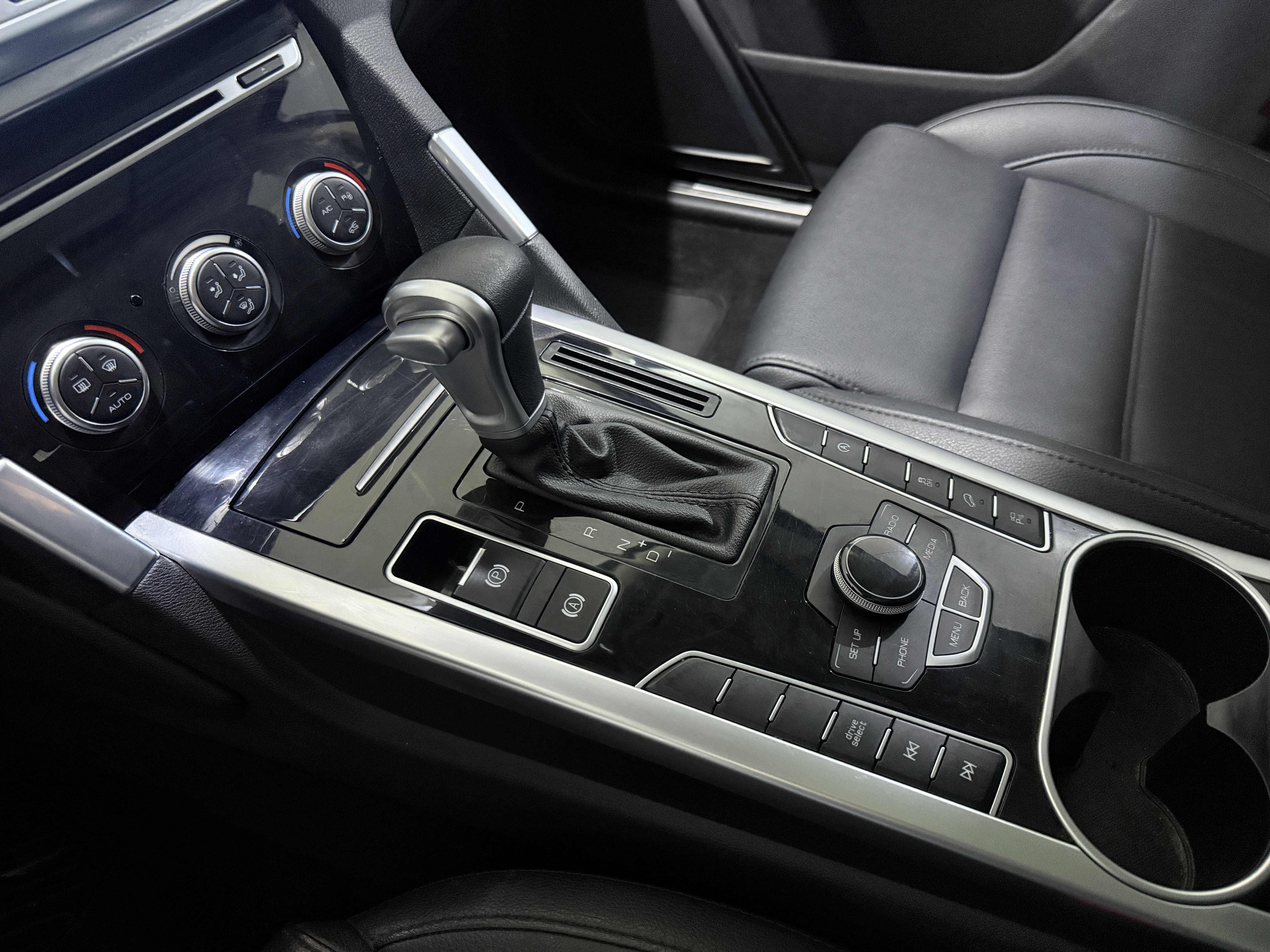 Haval H7 — foto 12 de 14