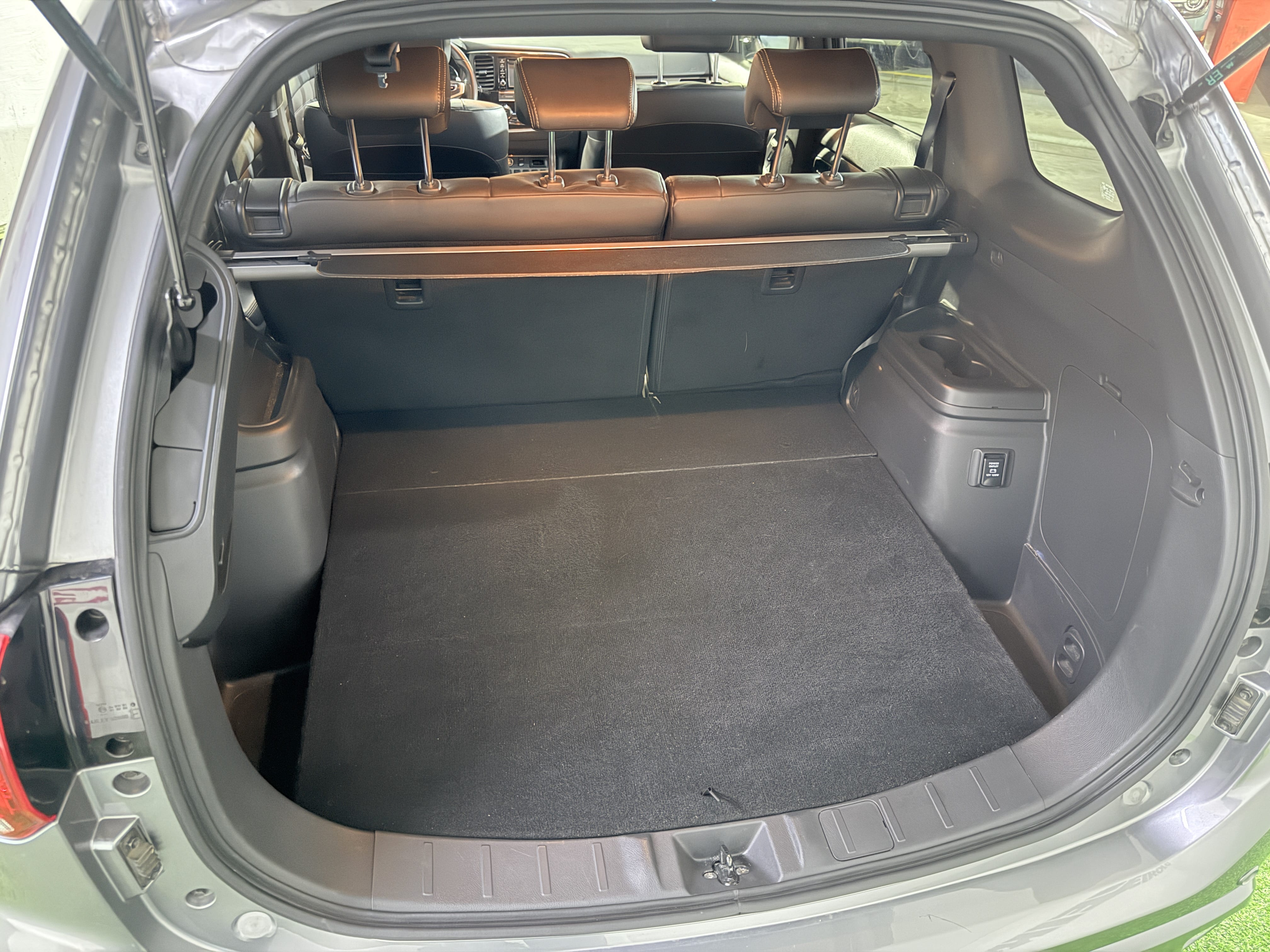 Mitsubishi Outlander — foto 8 de 15