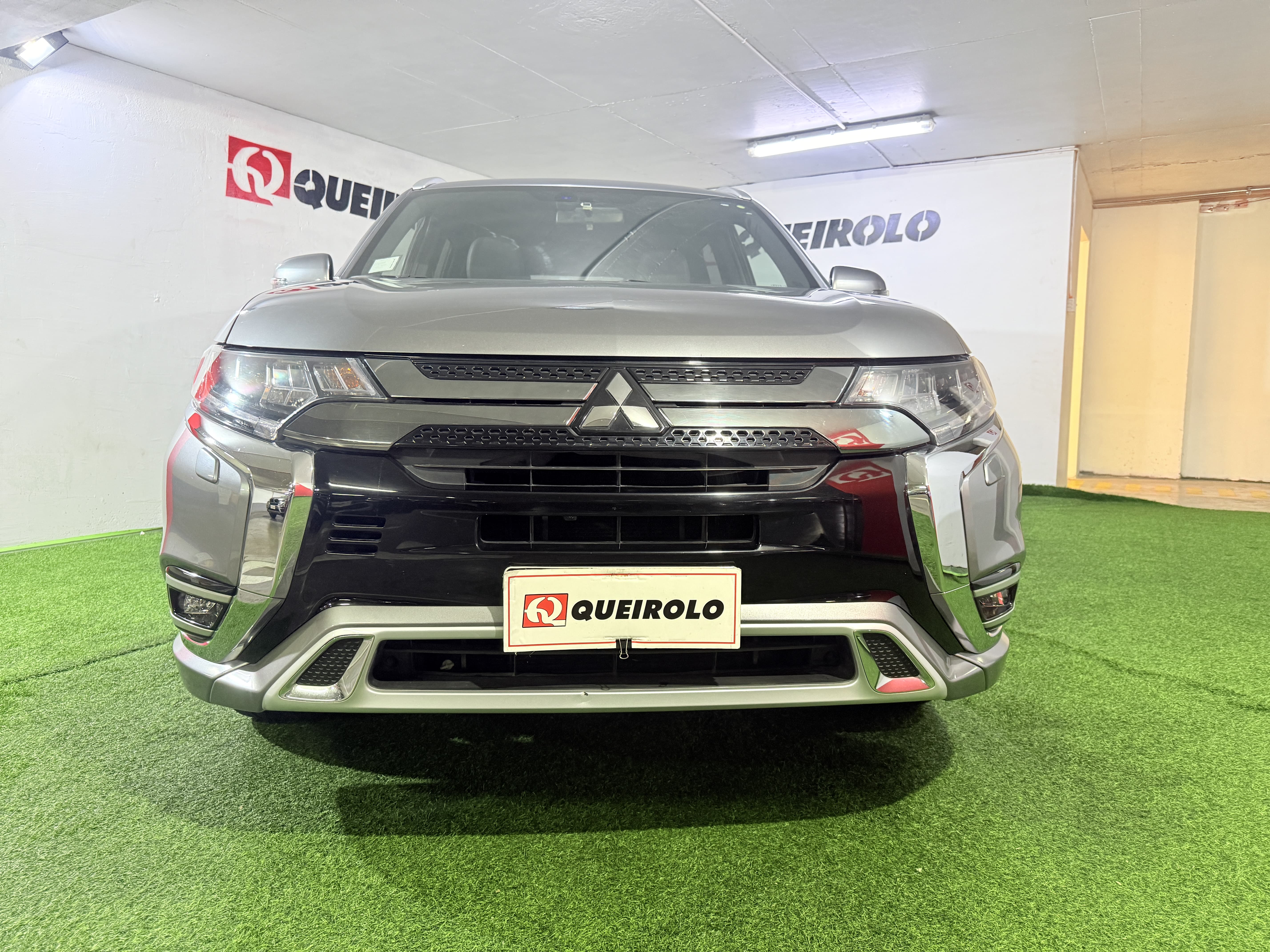 Mitsubishi Outlander — foto 3 de 15