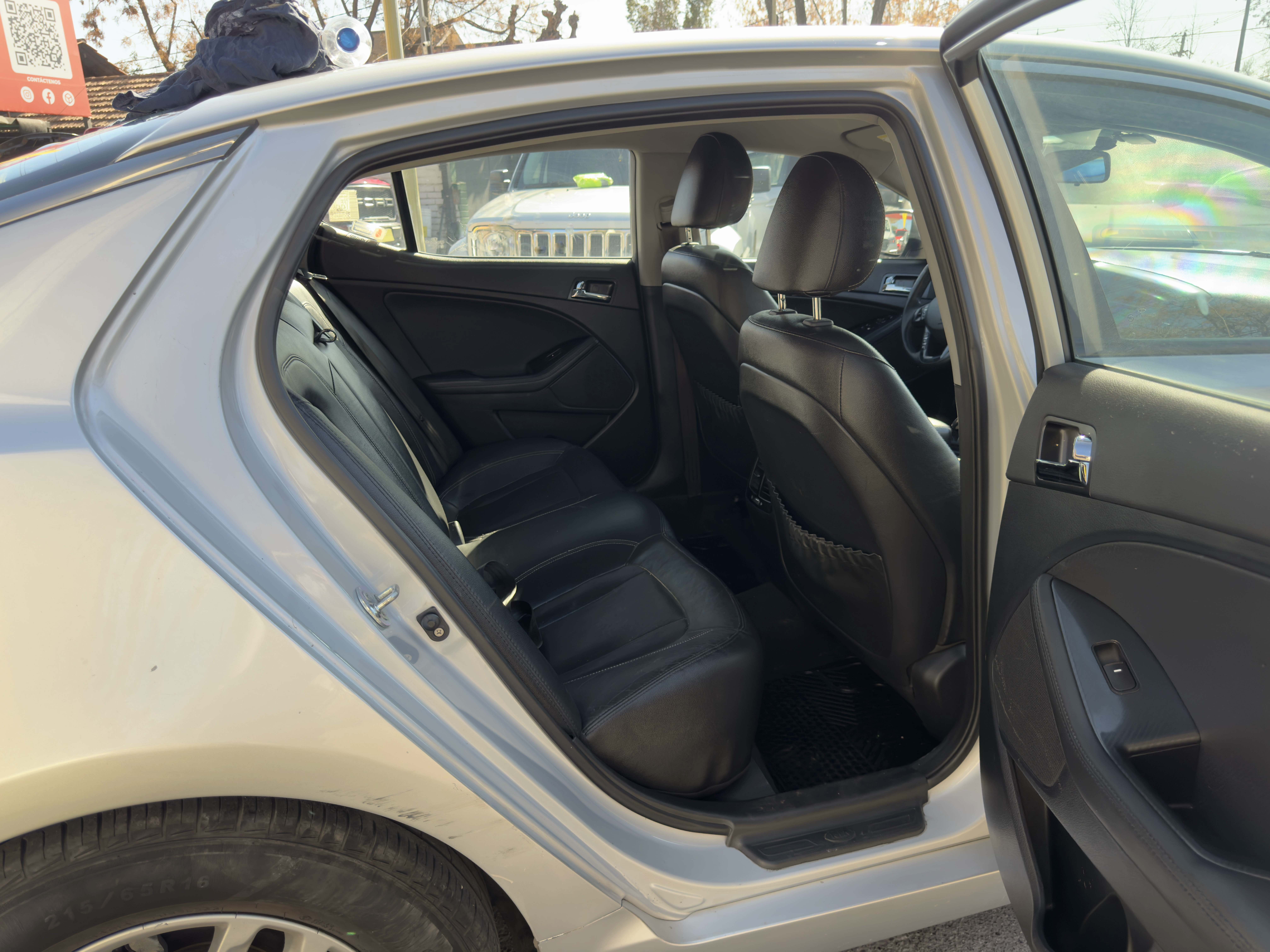 KIA Optima — foto 11 de 16