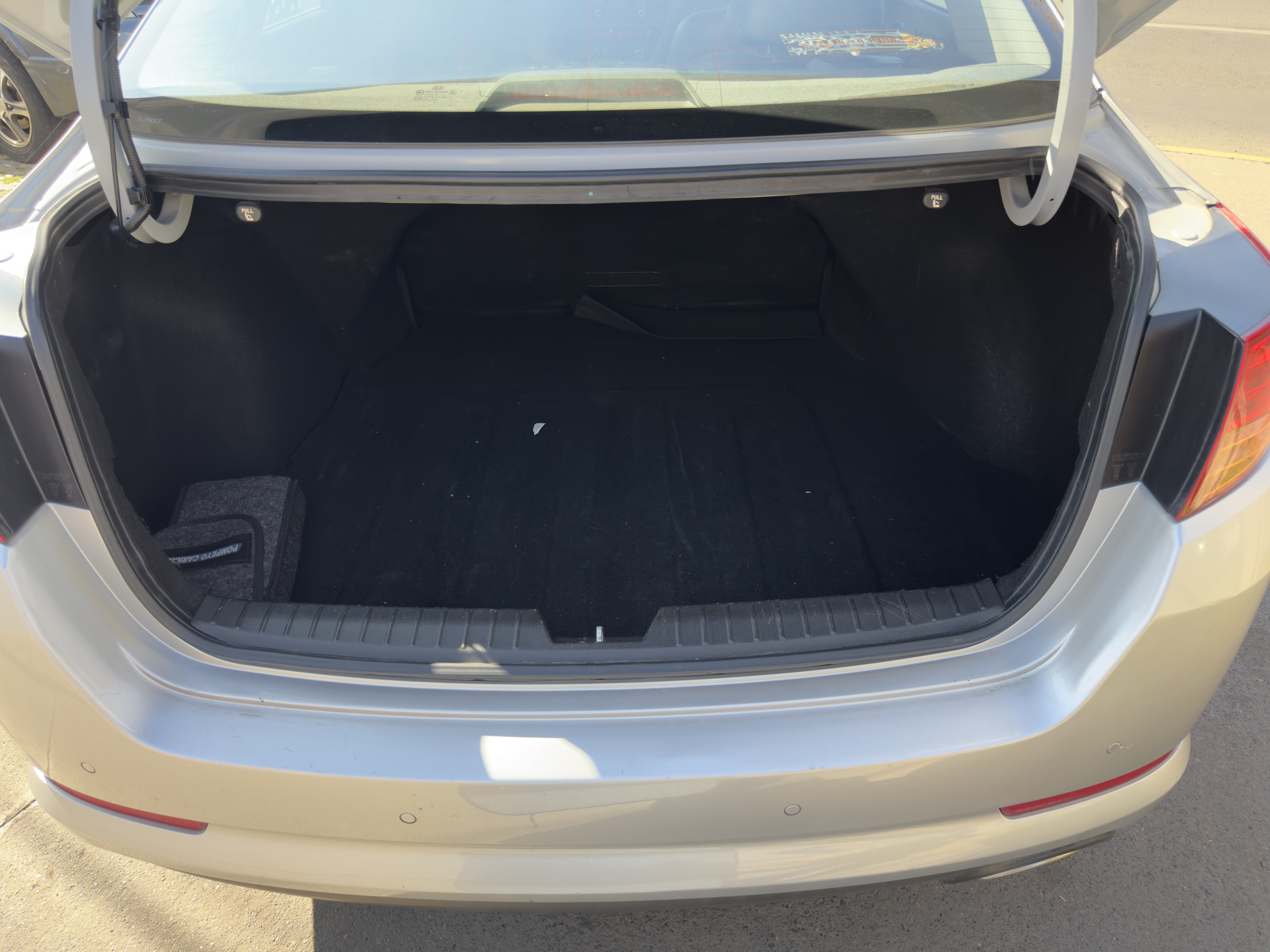 KIA Optima — foto 16 de 16