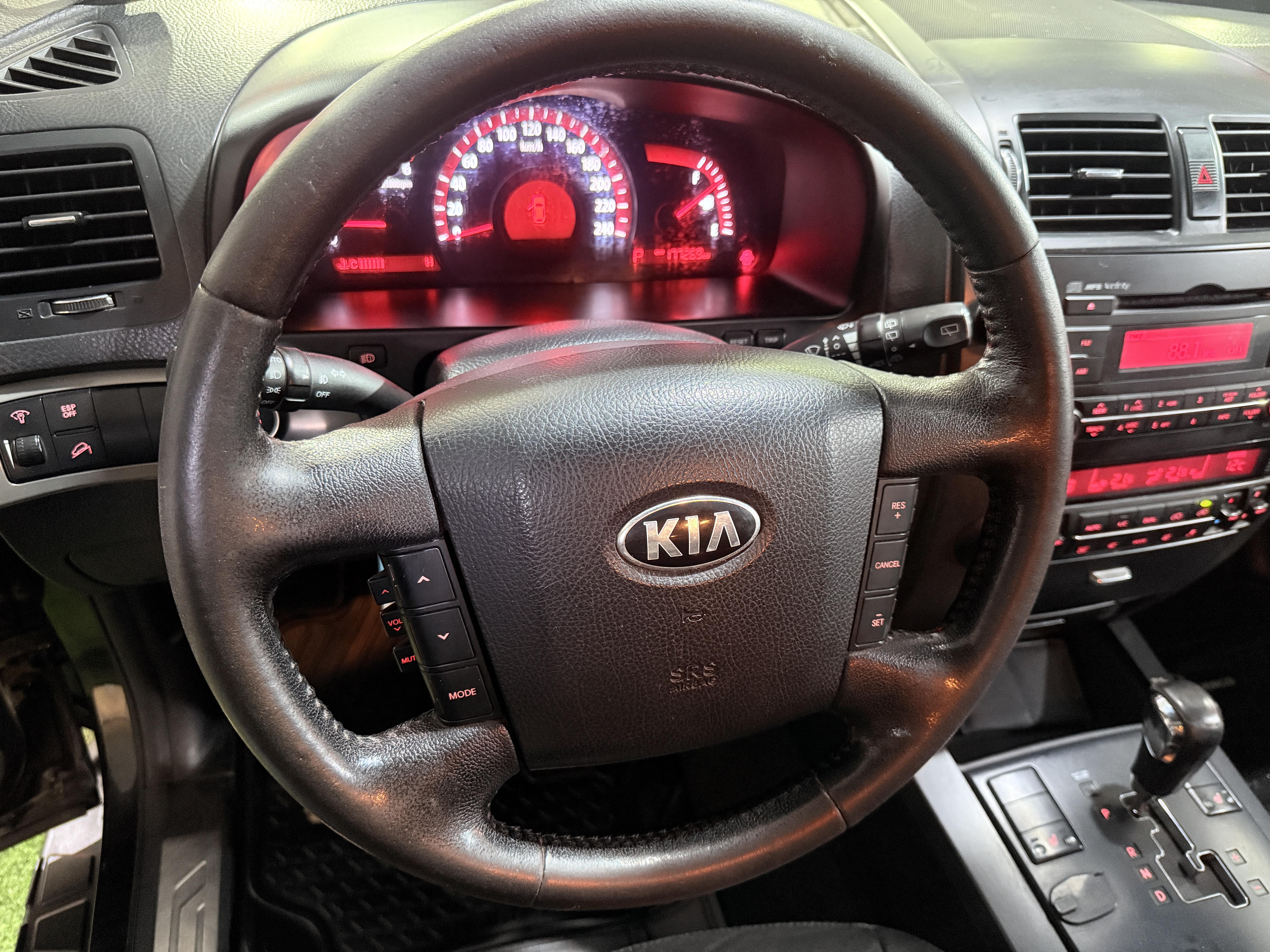 KIA Mohave — foto 9 de 11