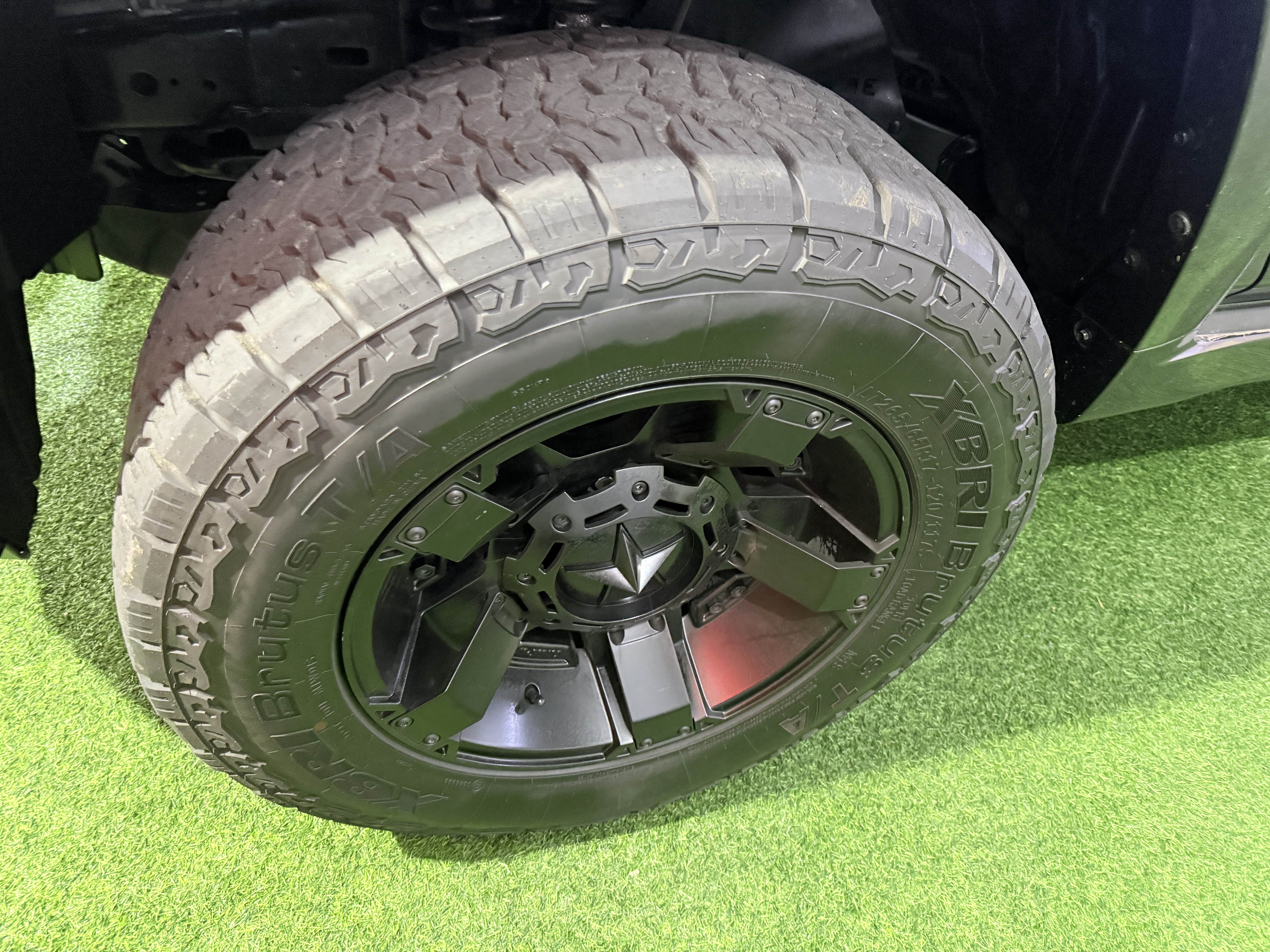 Toyota 4Runner — foto 11 de 14