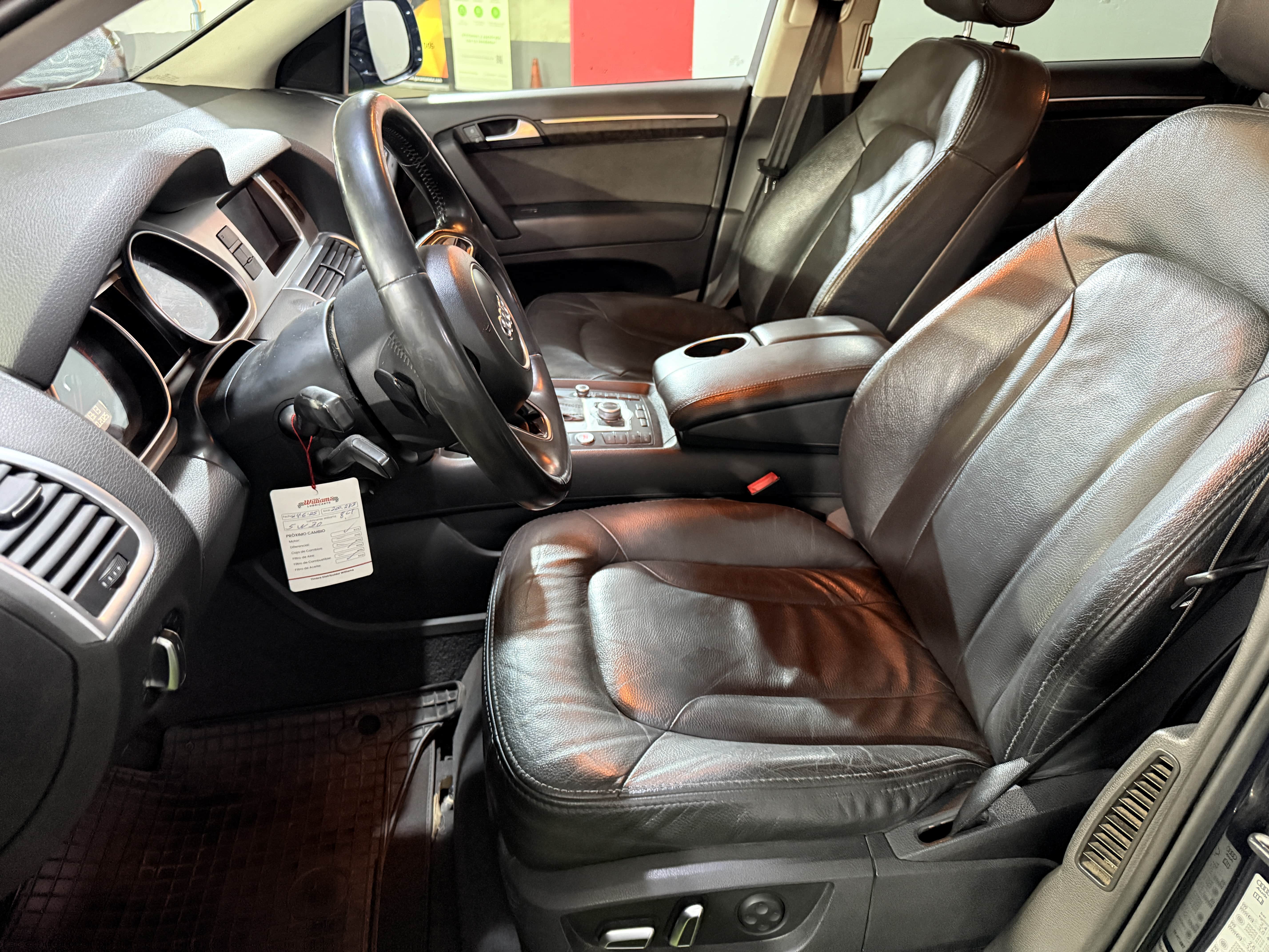 Audi Q7 — foto 6 de 11