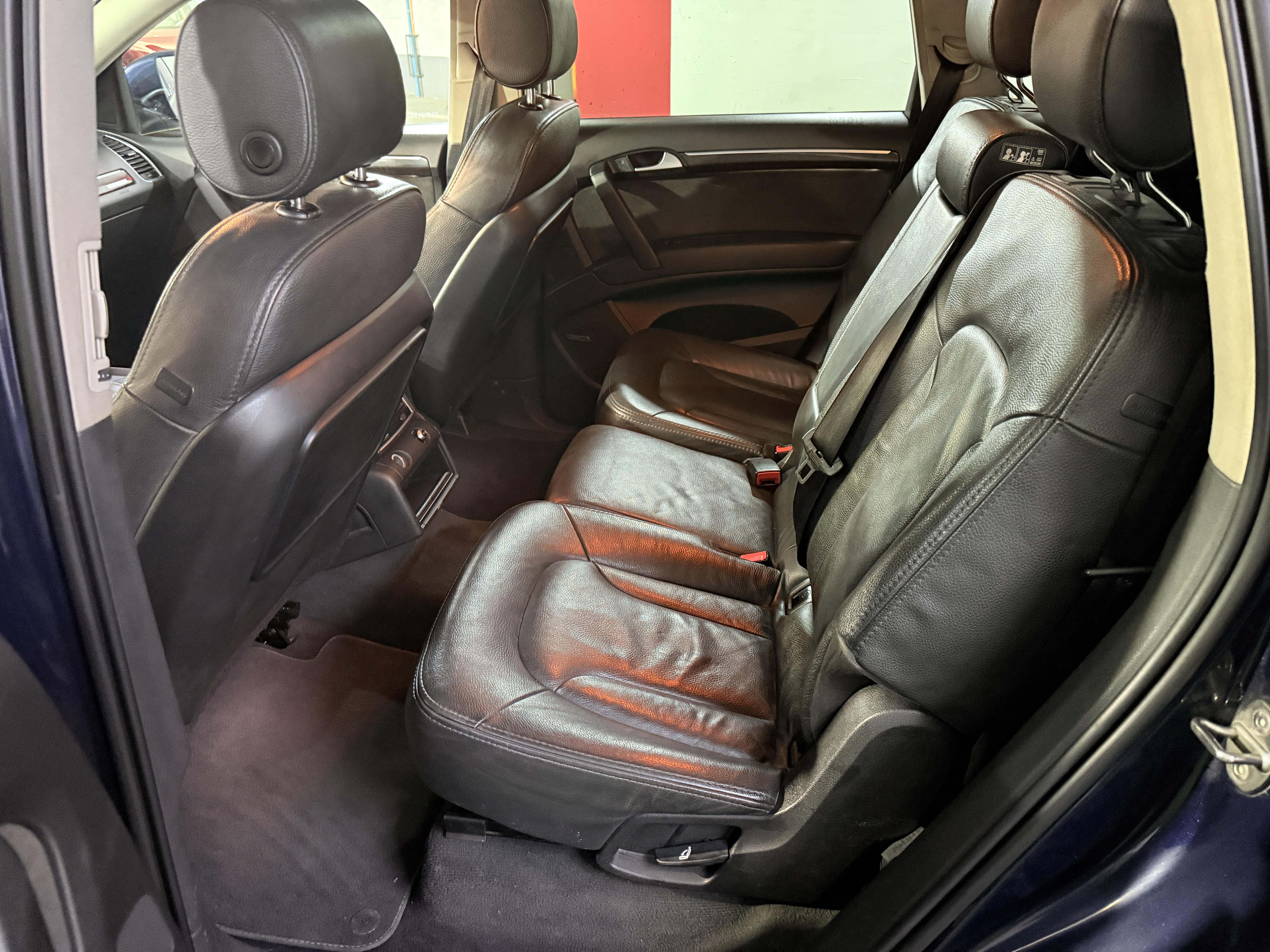 Audi Q7 — foto 7 de 11