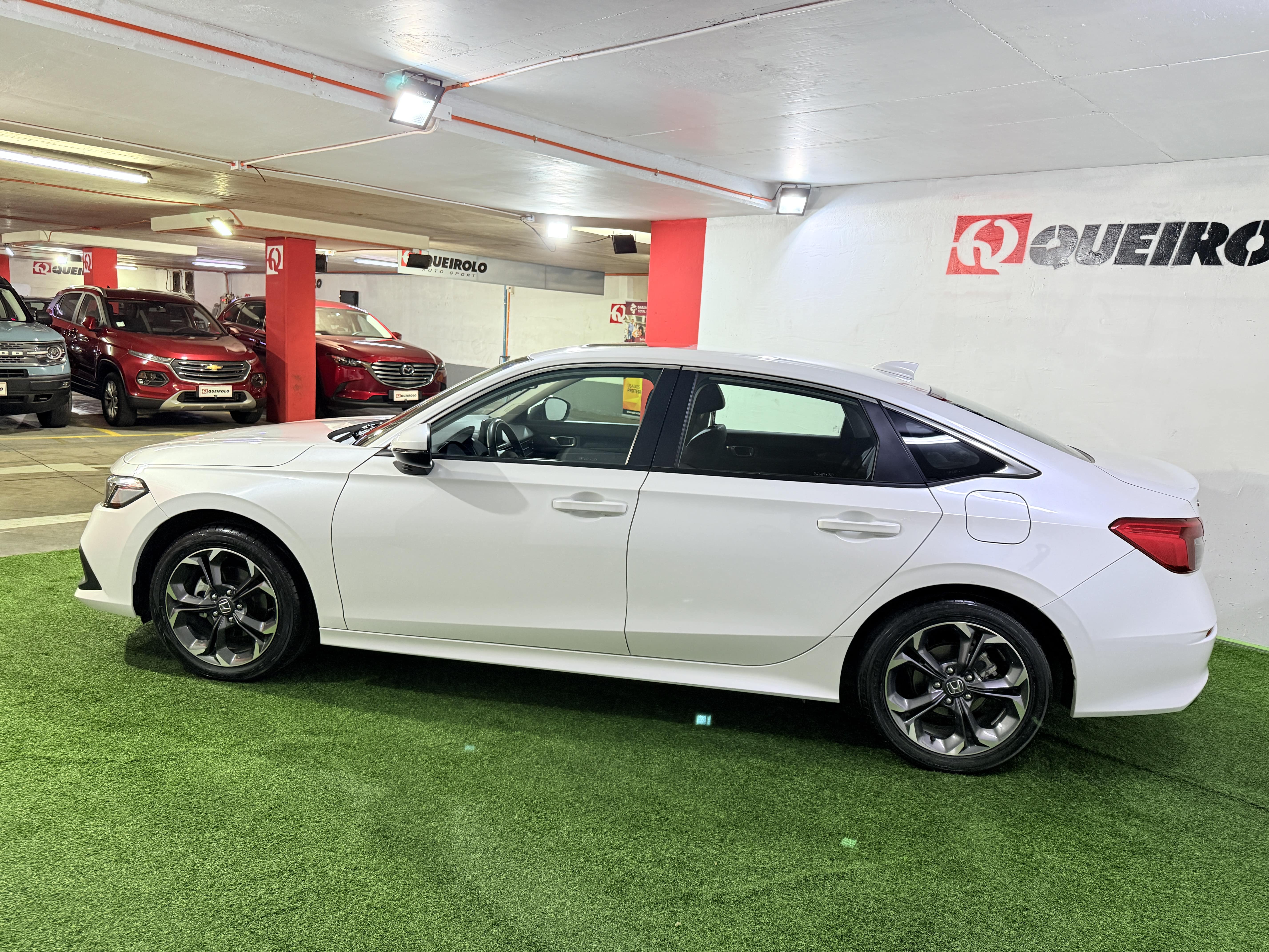 Honda Civic — foto 6 de 12