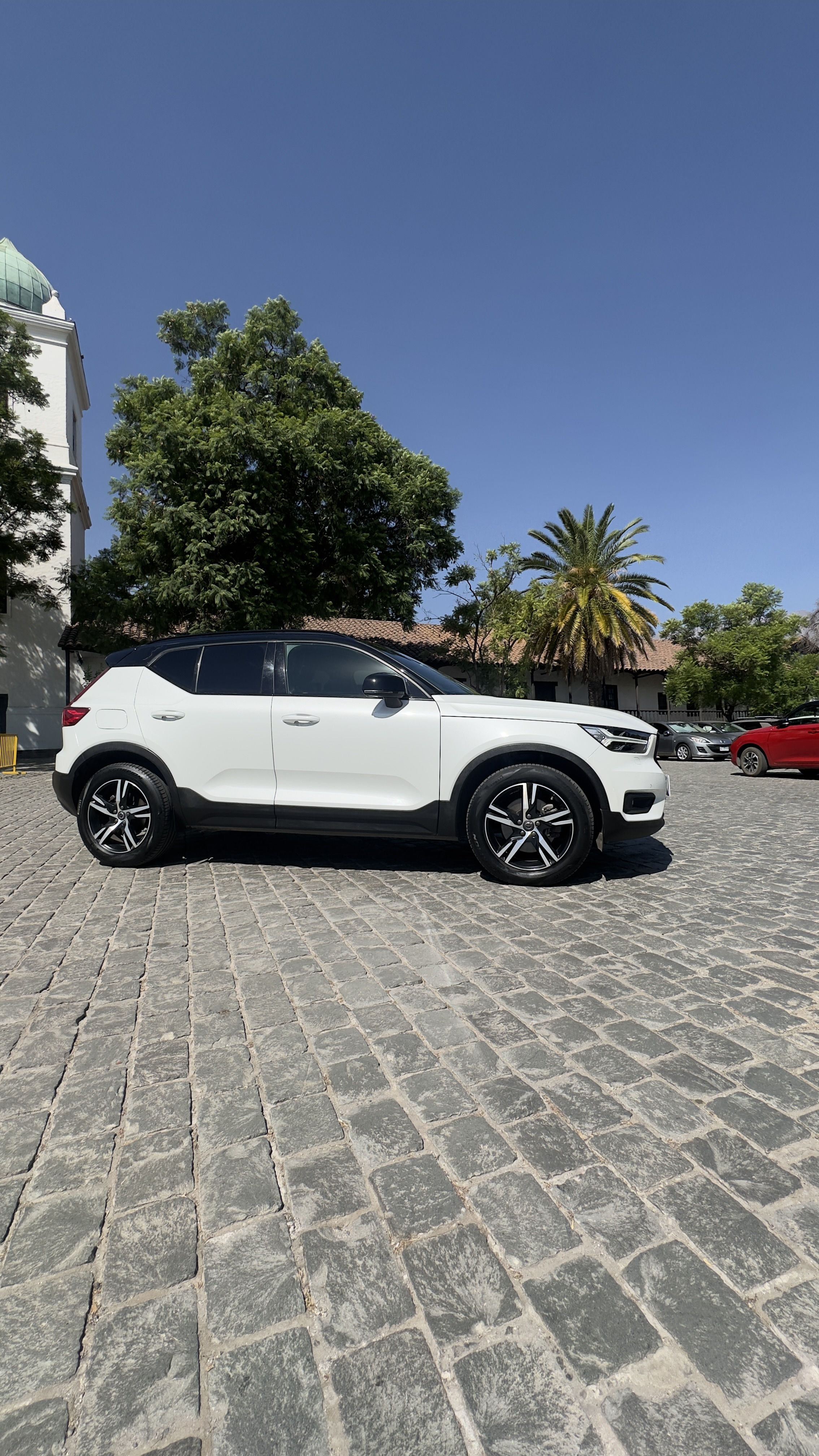 Volvo Xc40 — foto 3 de 9