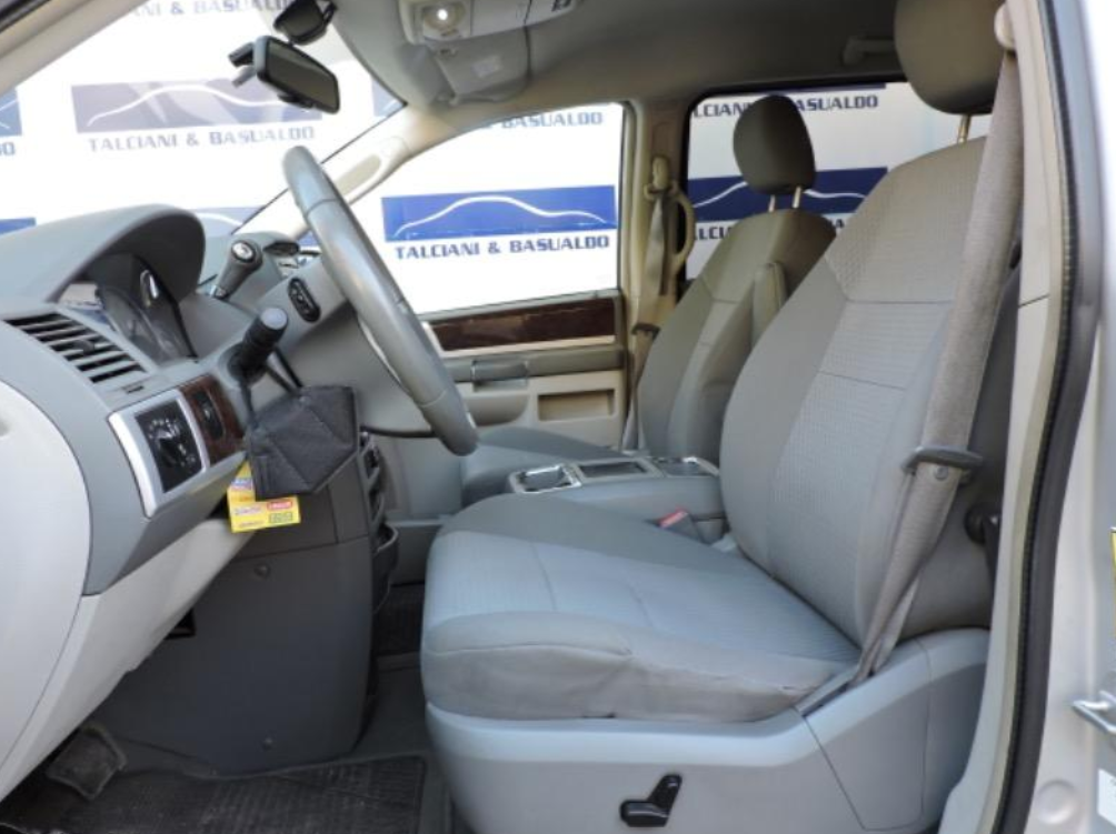 Chrysler Grand Town Country — foto 7 de 20