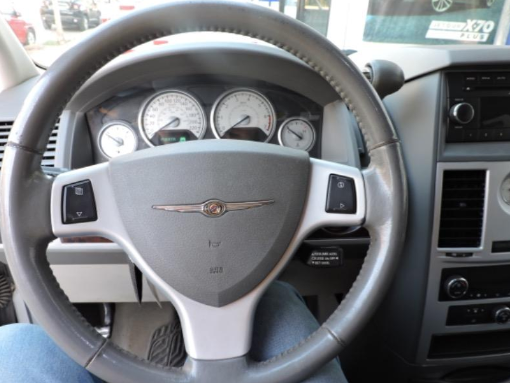 Chrysler Grand Town Country — foto 11 de 20
