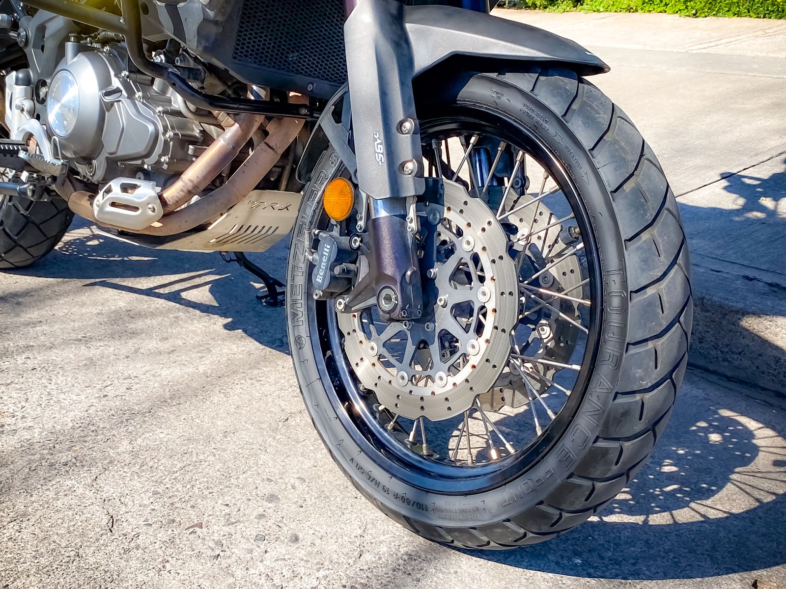 Benelli Trk 502X — foto 4 de 13