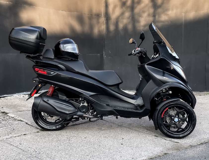 Piaggio Mp3 500 Hpe Sport Advanced — foto 2 de 16