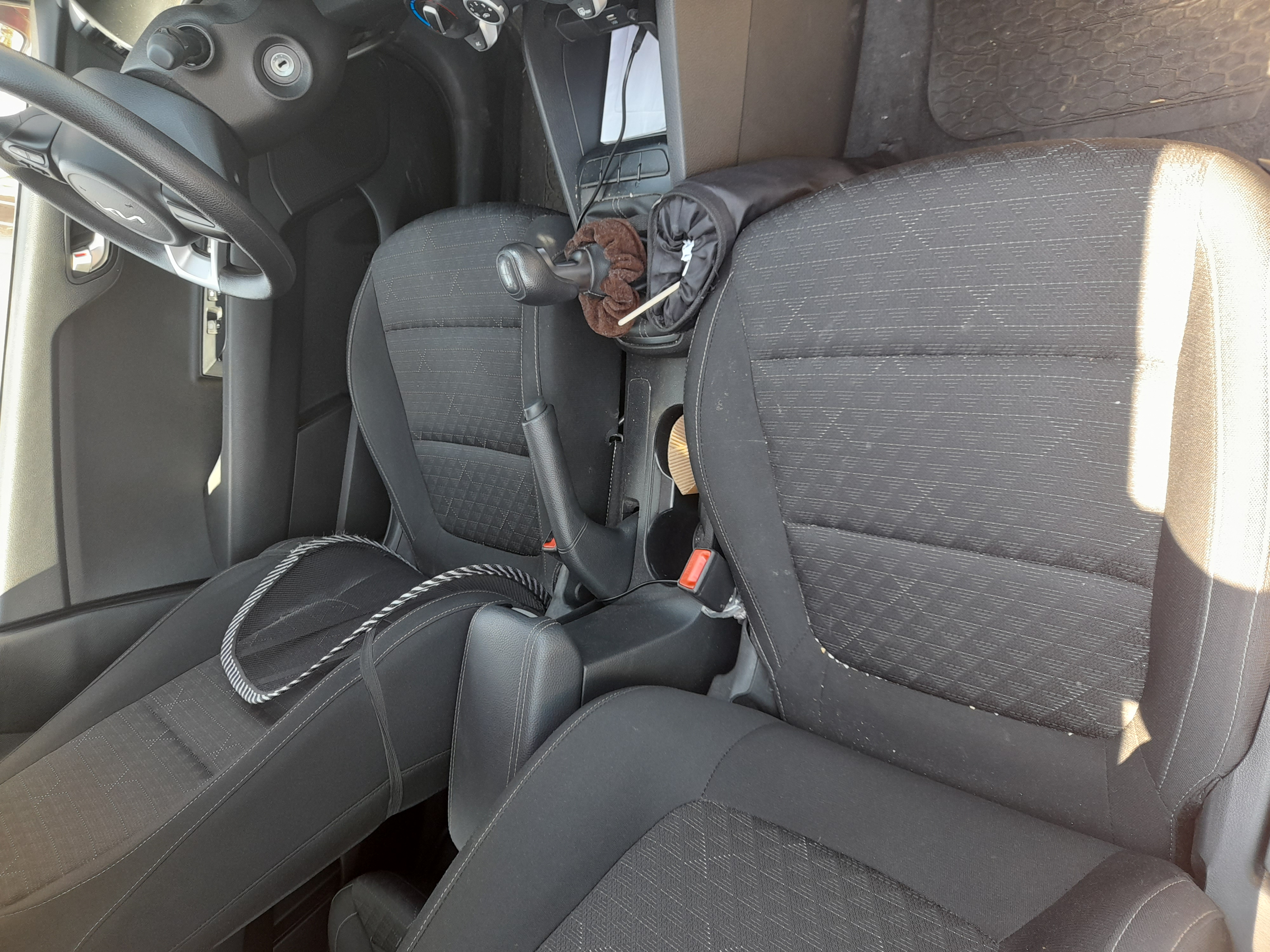 KIA Rio5 — foto 8 de 12