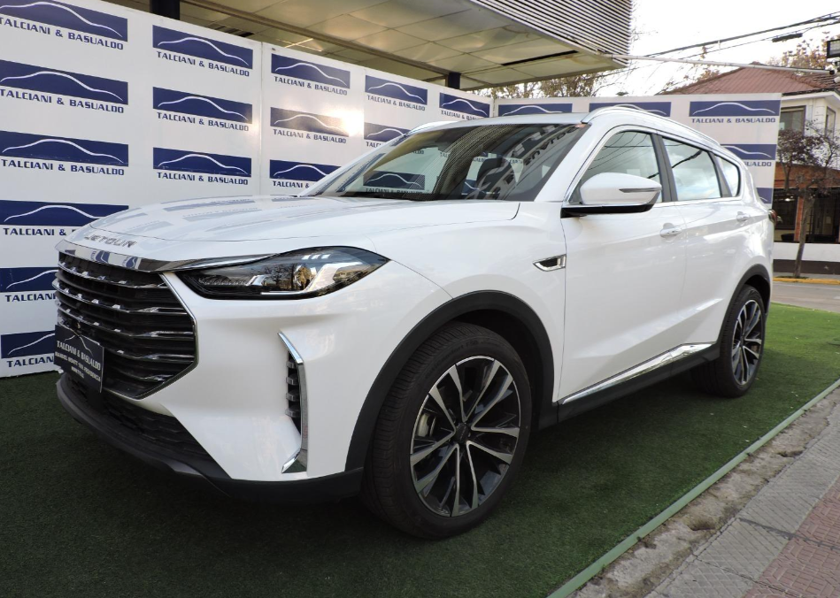 Jetour X70 — foto 2 de 19