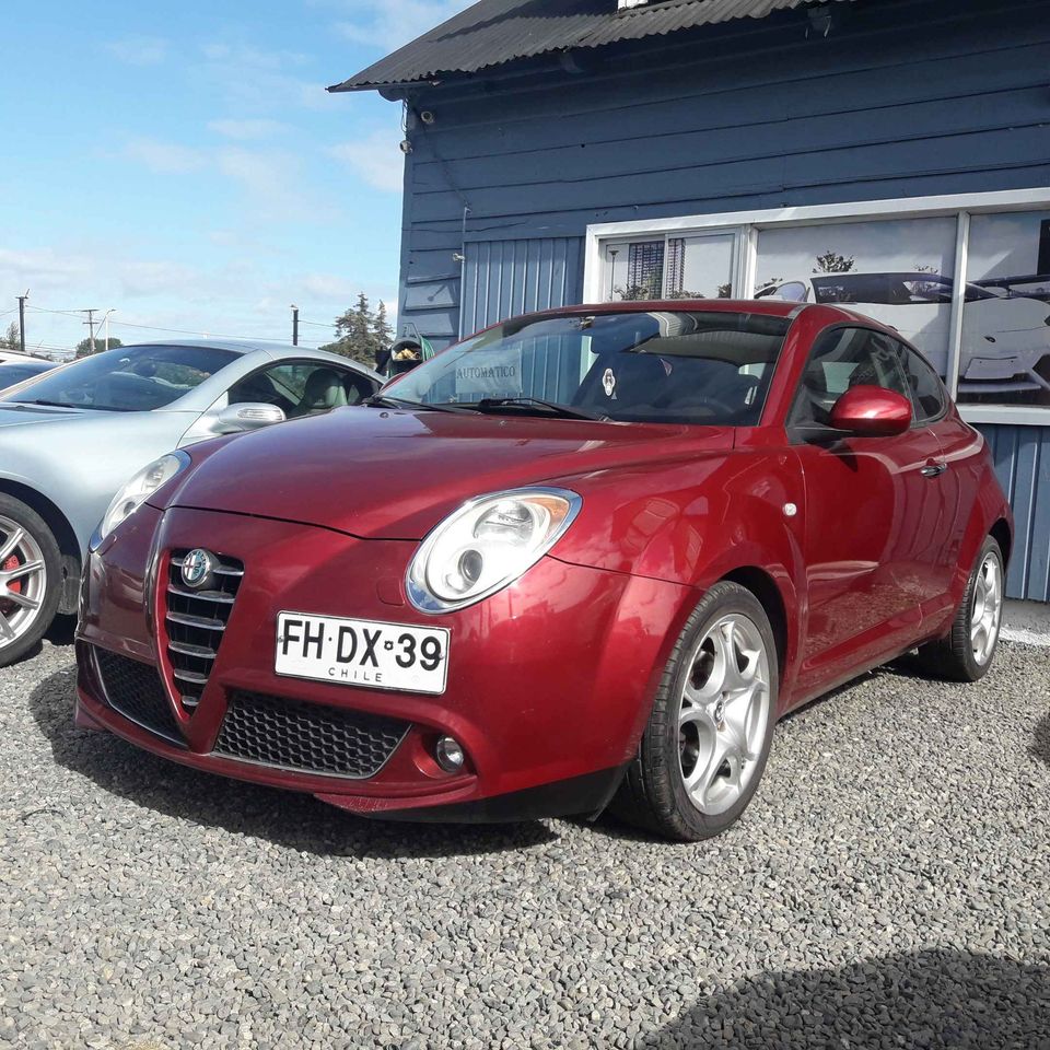 Alfa Romeo Mito — foto 7 de 18