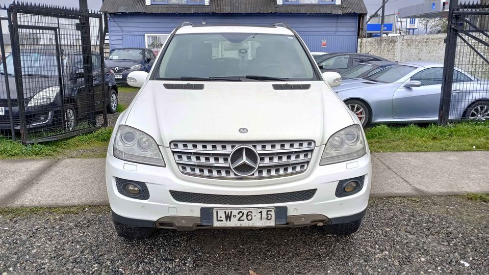 Mercedes-Benz Ml320 — foto 2 de 15
